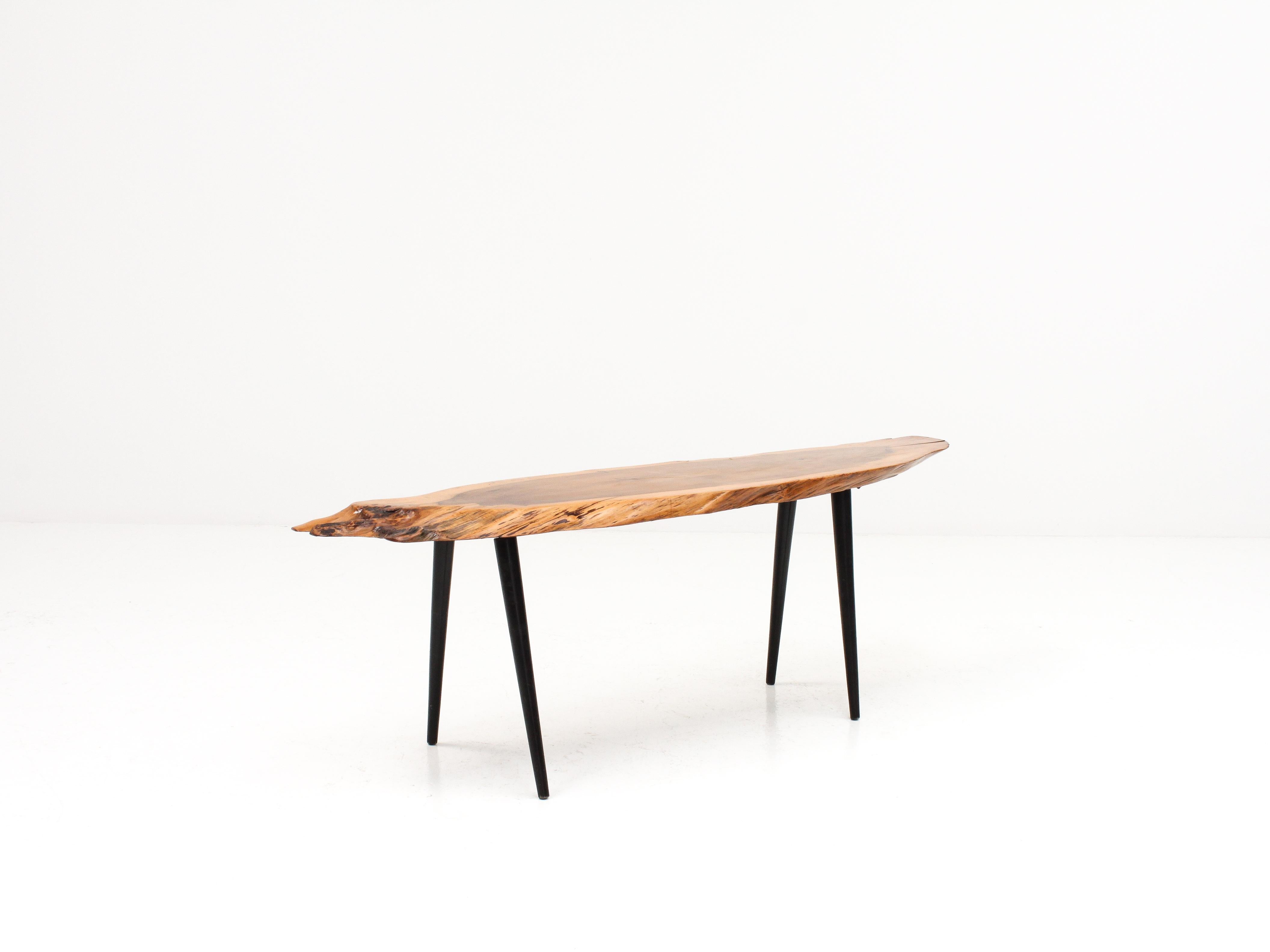 Mid-Century Modern Live Edge 1960s Yew Wood Coffee Table For Sale