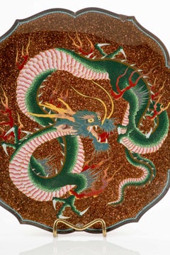 A lobed cloisonné enamel dish depicting a Ryu dragon