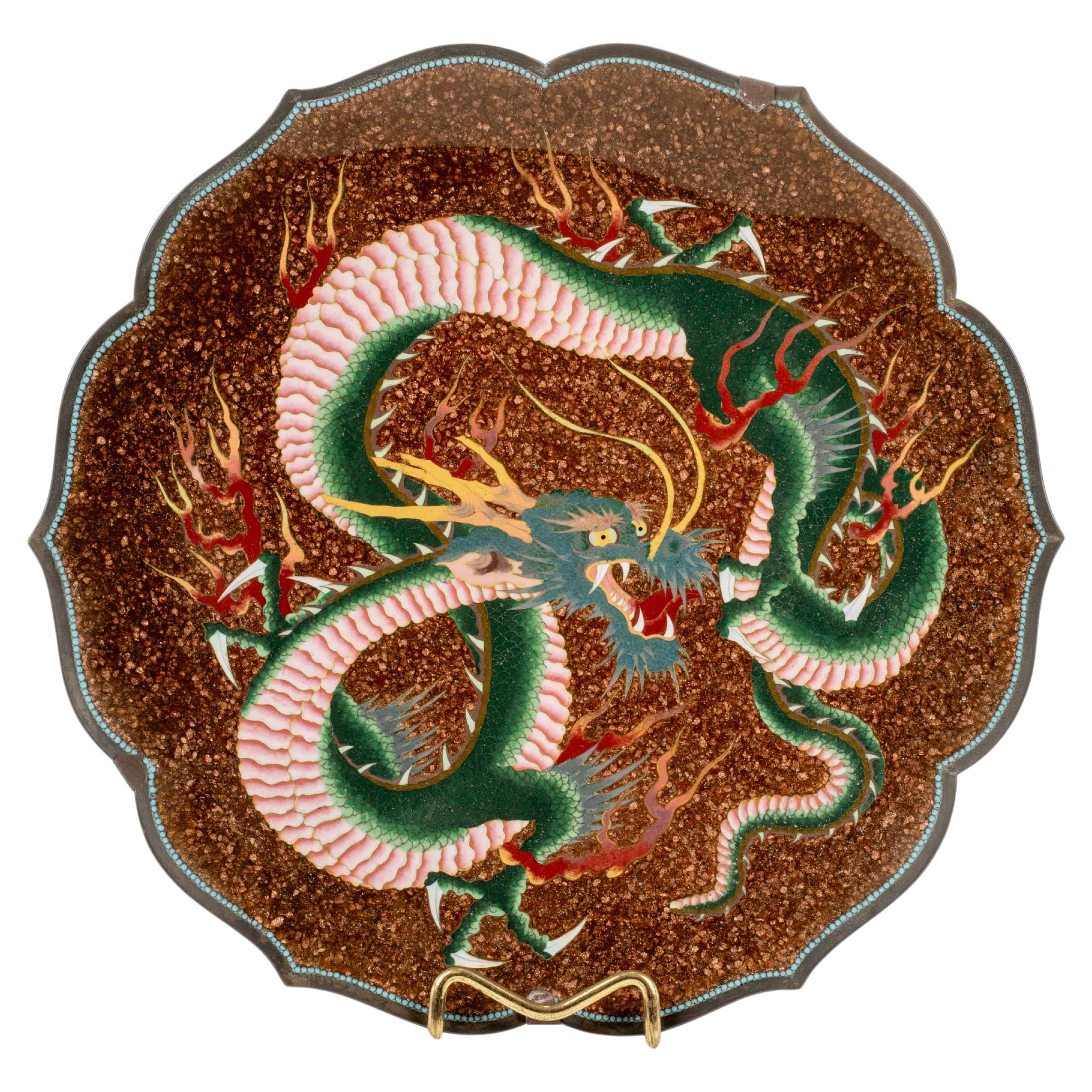 A lobed cloisonné enamel dish depicting a Ryu dragon