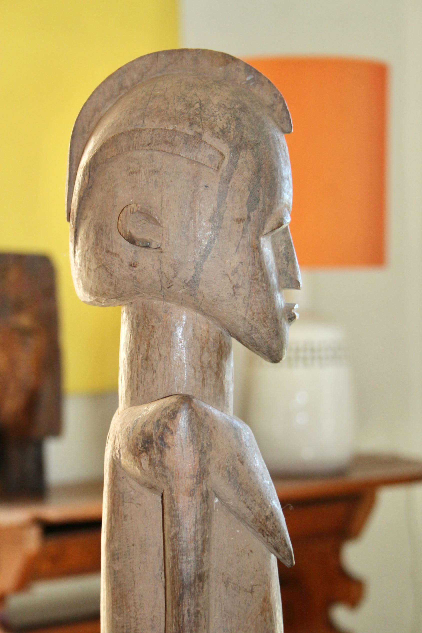 Une sculpture de Lobi en vente 8