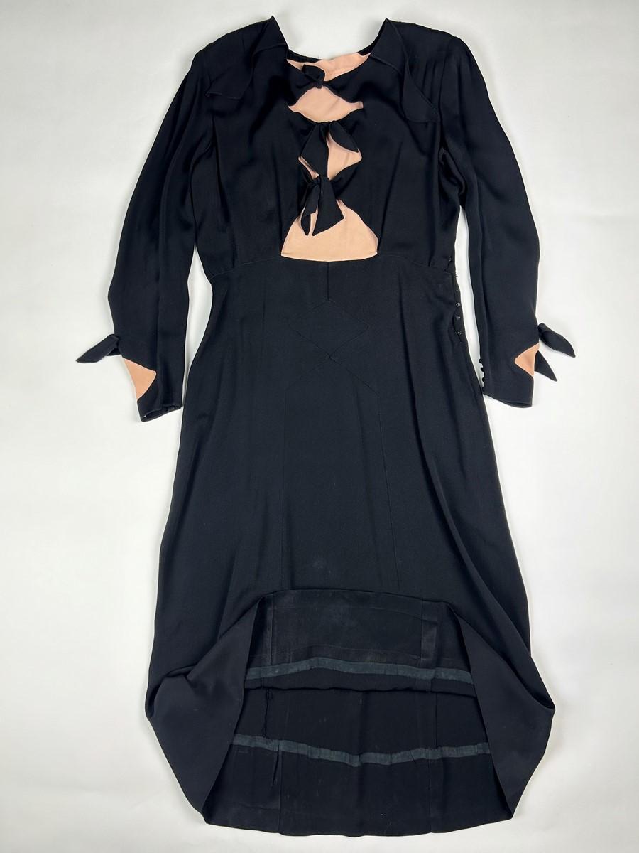 Robe longue en crêpe de soie noir et saumon - Allemagne Circa 1938-1942 en vente 8