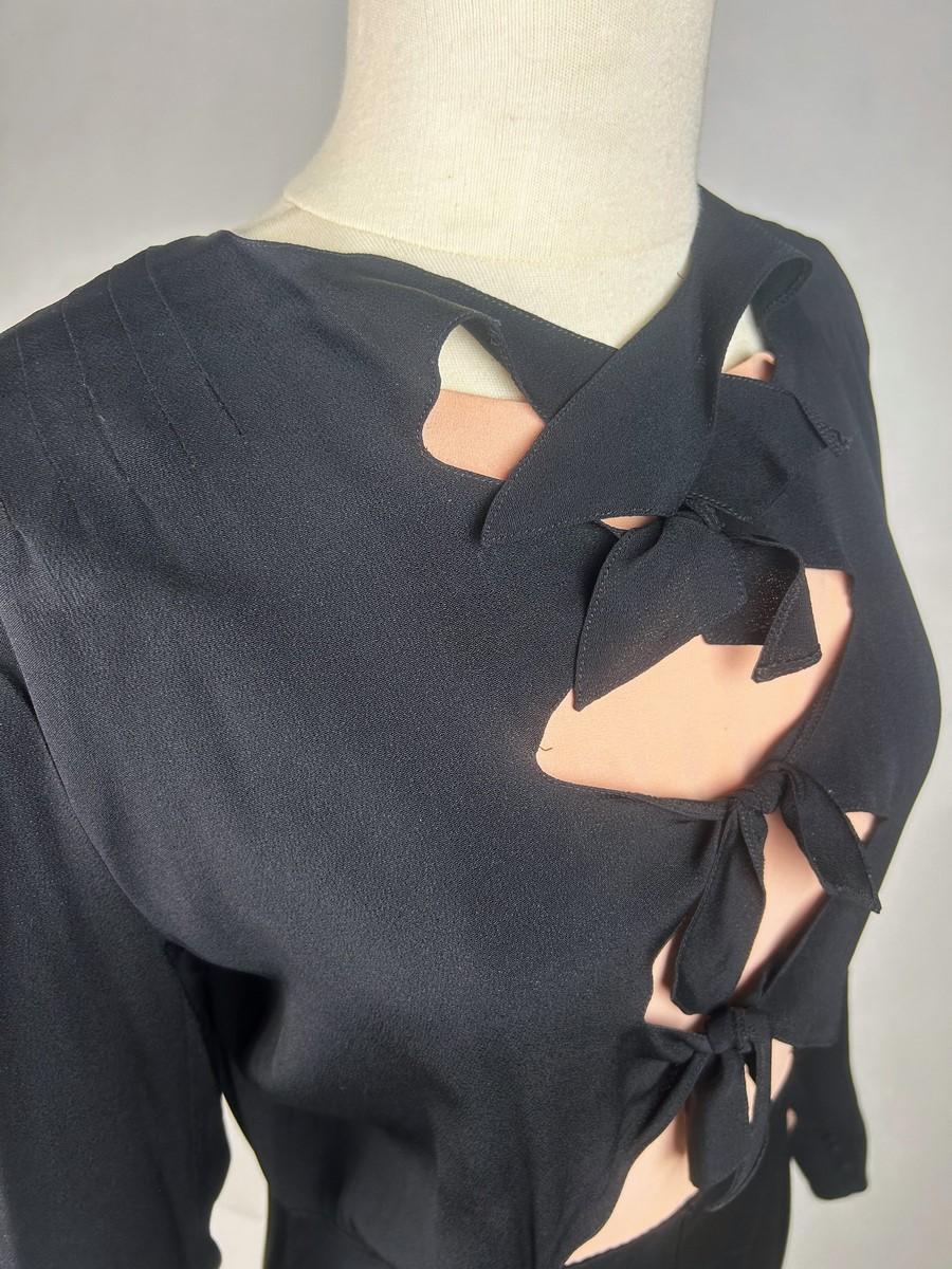 Robe longue en crêpe de soie noir et saumon - Allemagne Circa 1938-1942 en vente 2