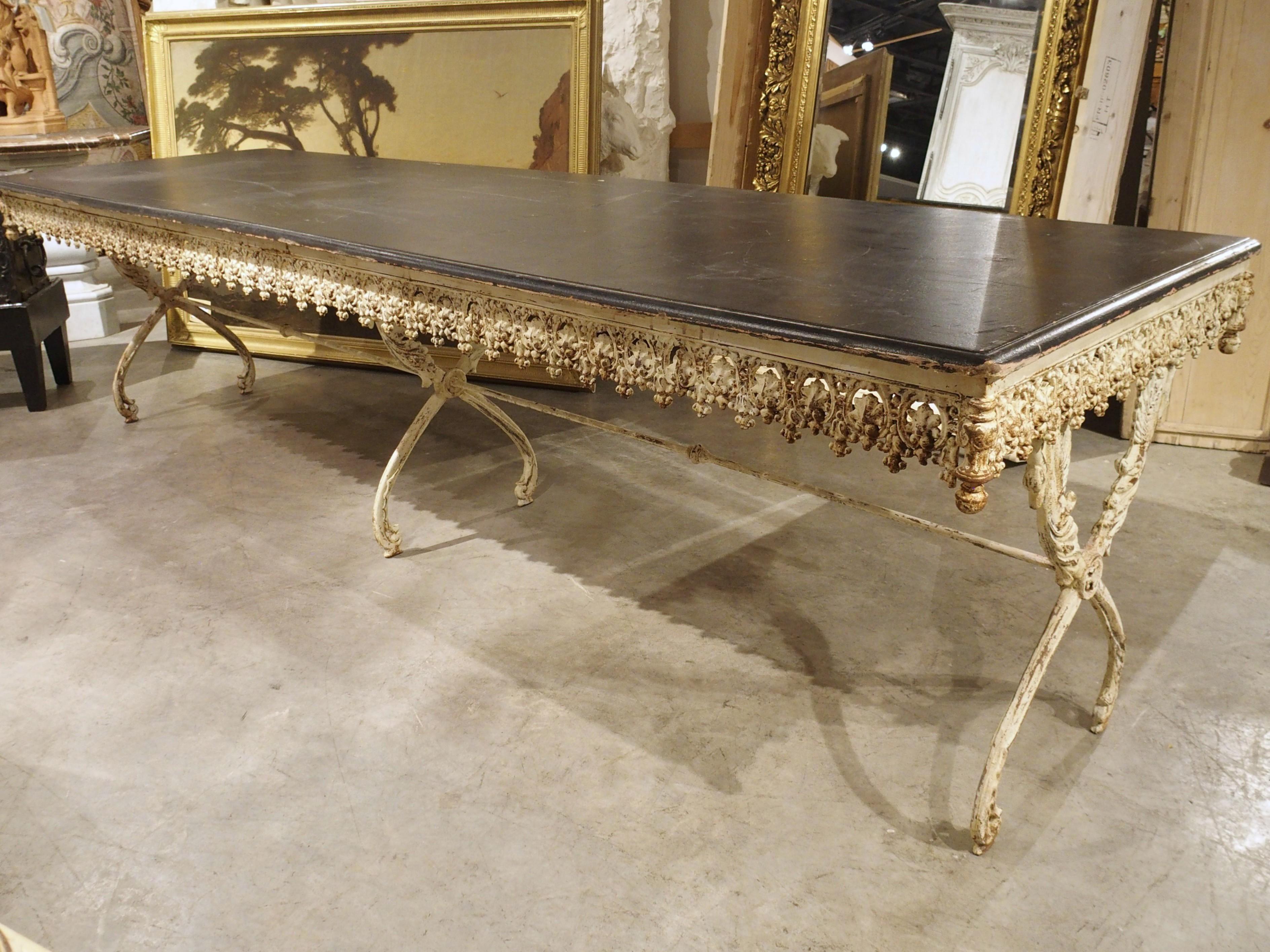 A Long, Painted Antique Cast Iron Table from Aix-en-Provence, France Circa 1890 For Sale 5