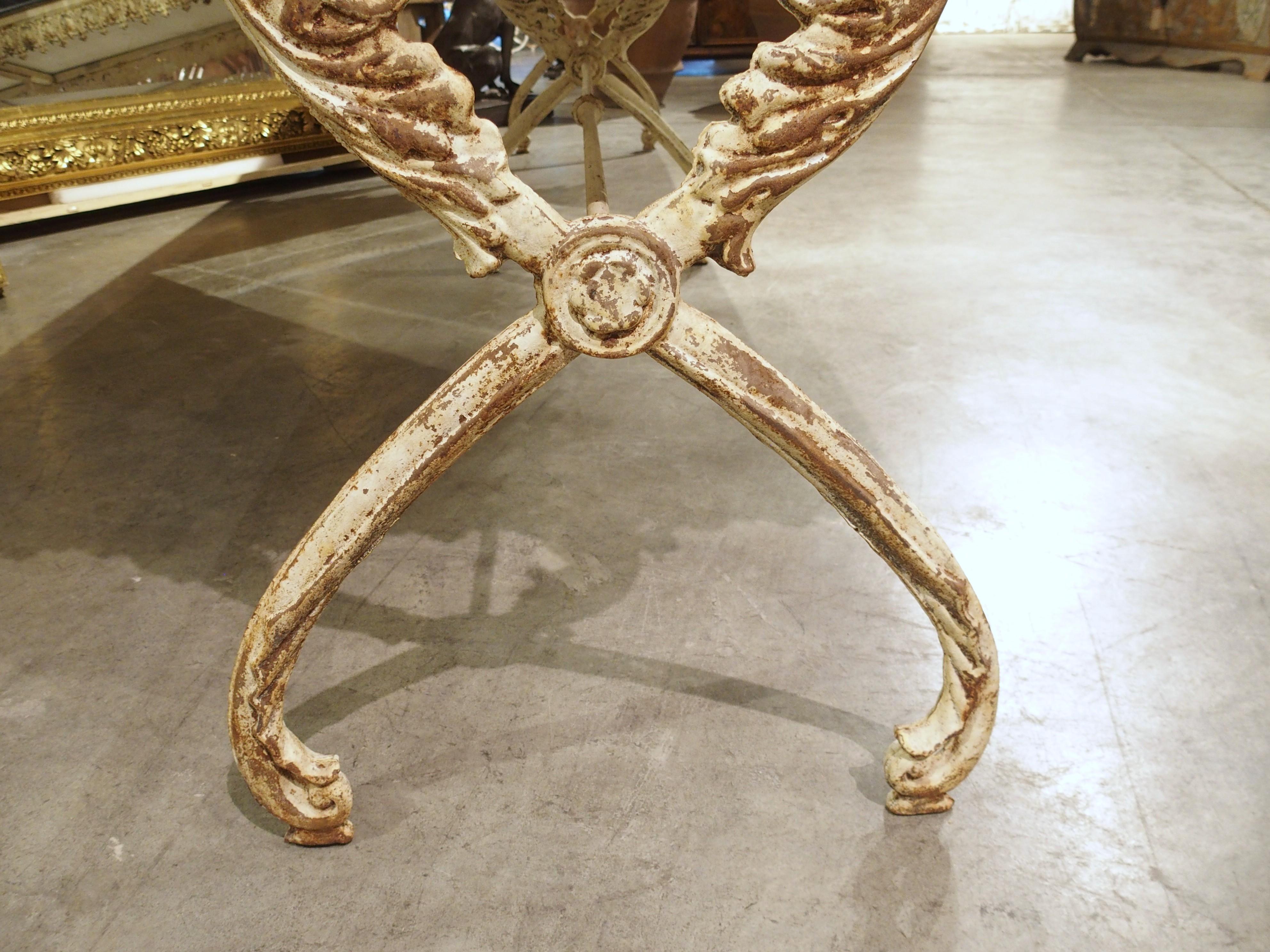A Long, Painted Antique Cast Iron Table from Aix-en-Provence, France Circa 1890 For Sale 10