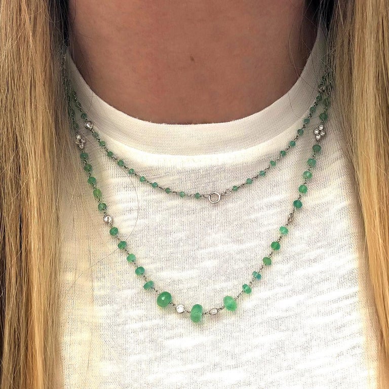 1000.00 Carat Far Size Fancy Cabochon Beaded Necklace In Natural Emerald
