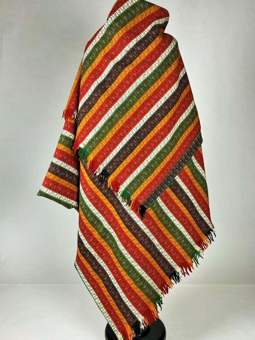 A Long Striped Paisley Shawl with Bayadère Decor - France Circa 1870 For Sale 9