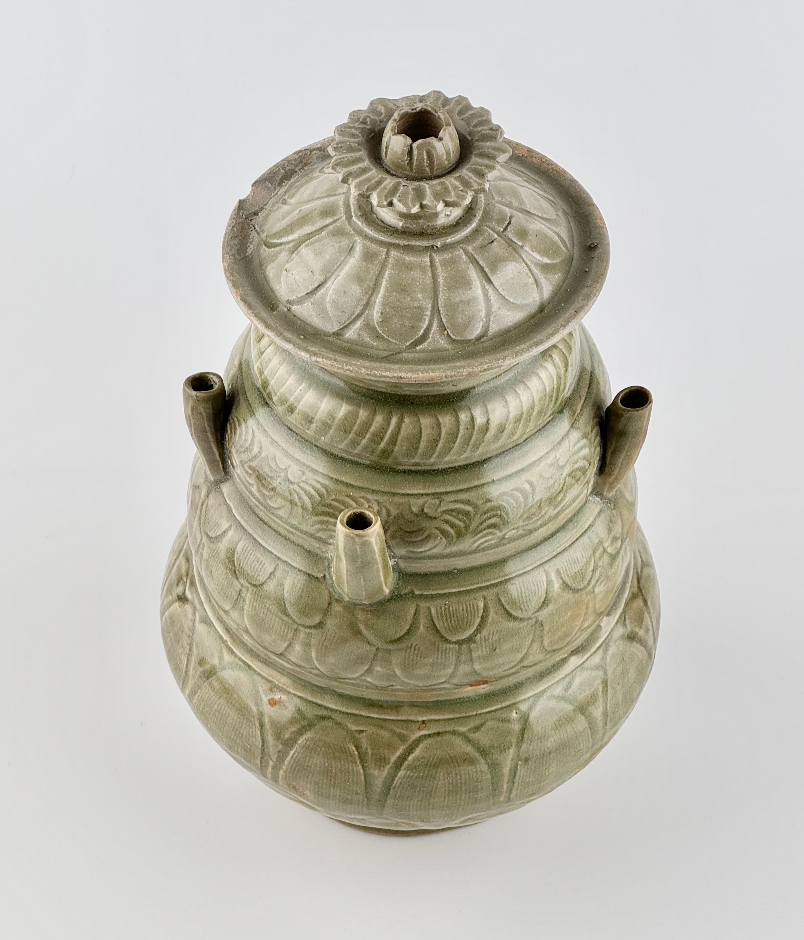 A Longquan Celadon Five-spouted Jar, Northern Song Dynasty (960~1127) For Sale 4