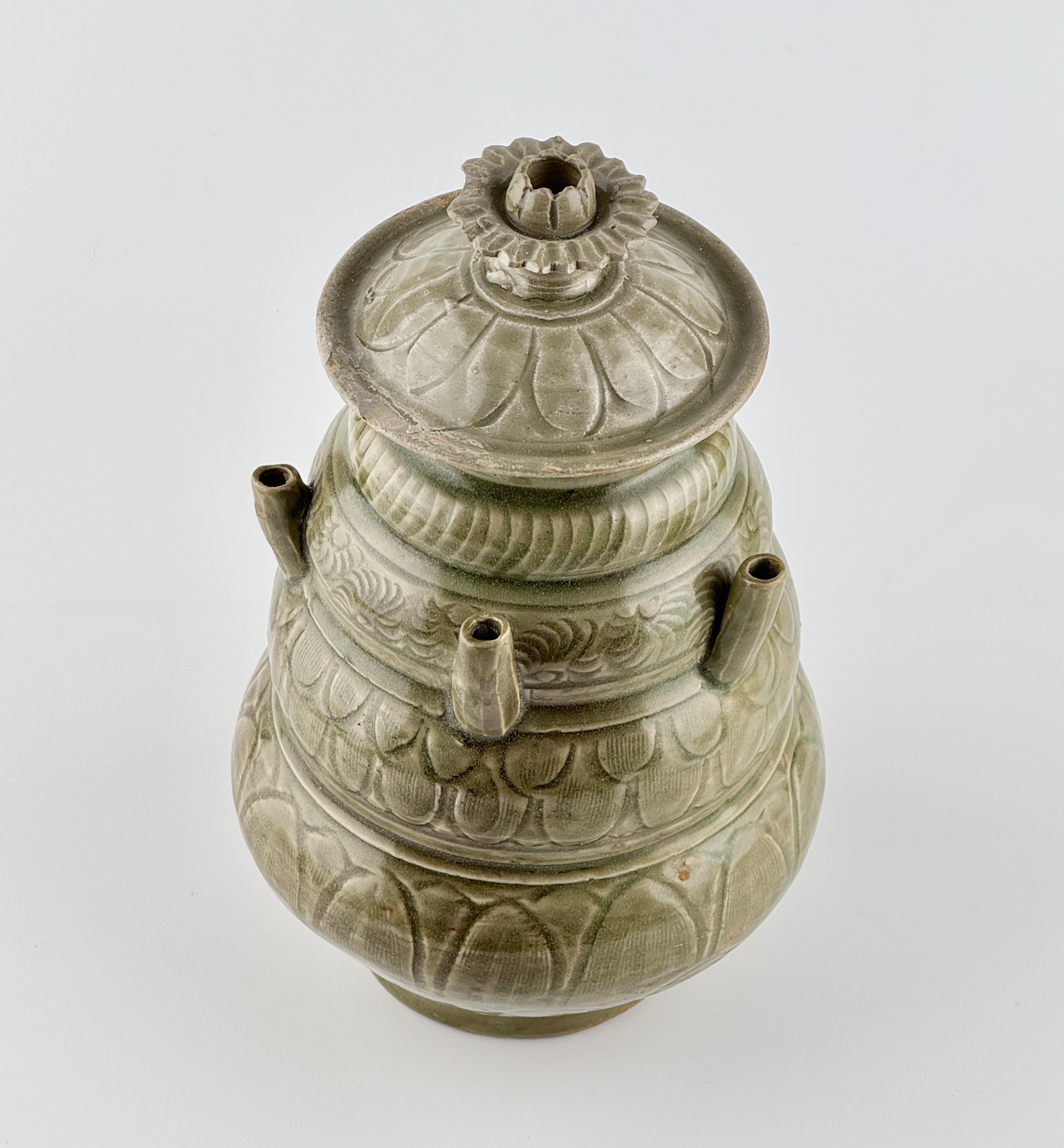 A Longquan Celadon Five-spouted Jar, Northern Song Dynasty (960~1127) For Sale 5