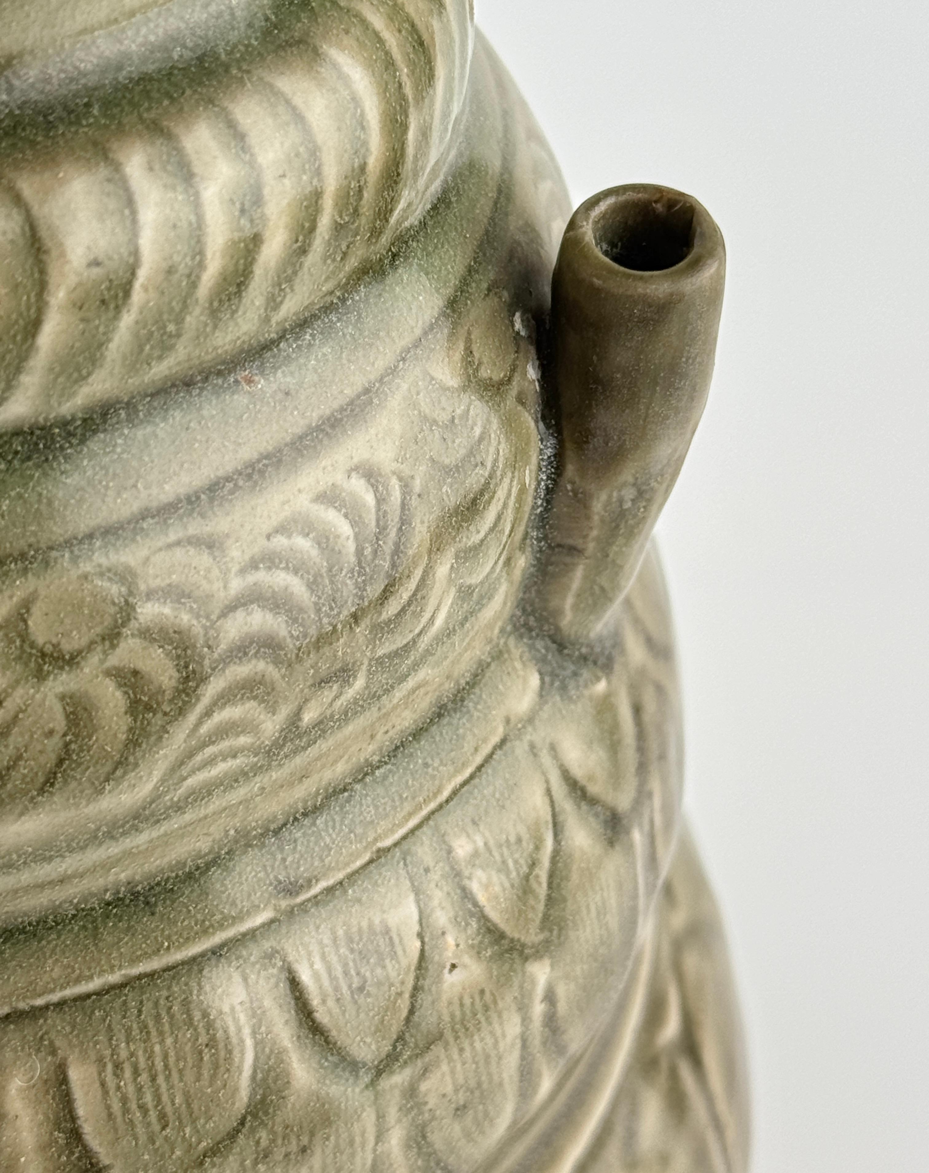 A Longquan Celadon Five-spouted Jar, Northern Song Dynasty (960~1127) For Sale 1