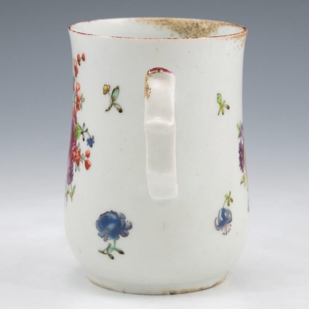 English A Longton Hall Porcelain Mug, c1760 For Sale