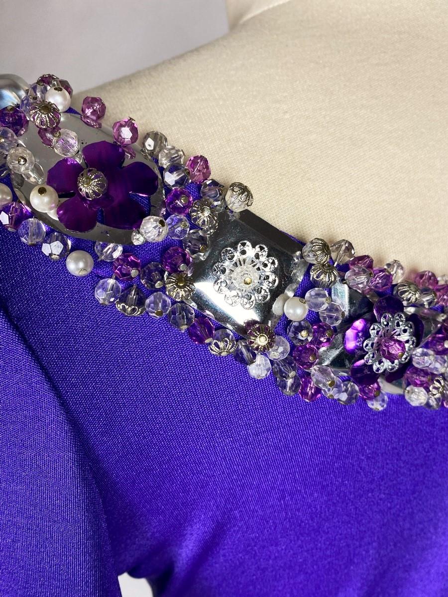 A Loris Azzaro Couture Robe de soirée à bijoux violets Circa 1970-1975 13