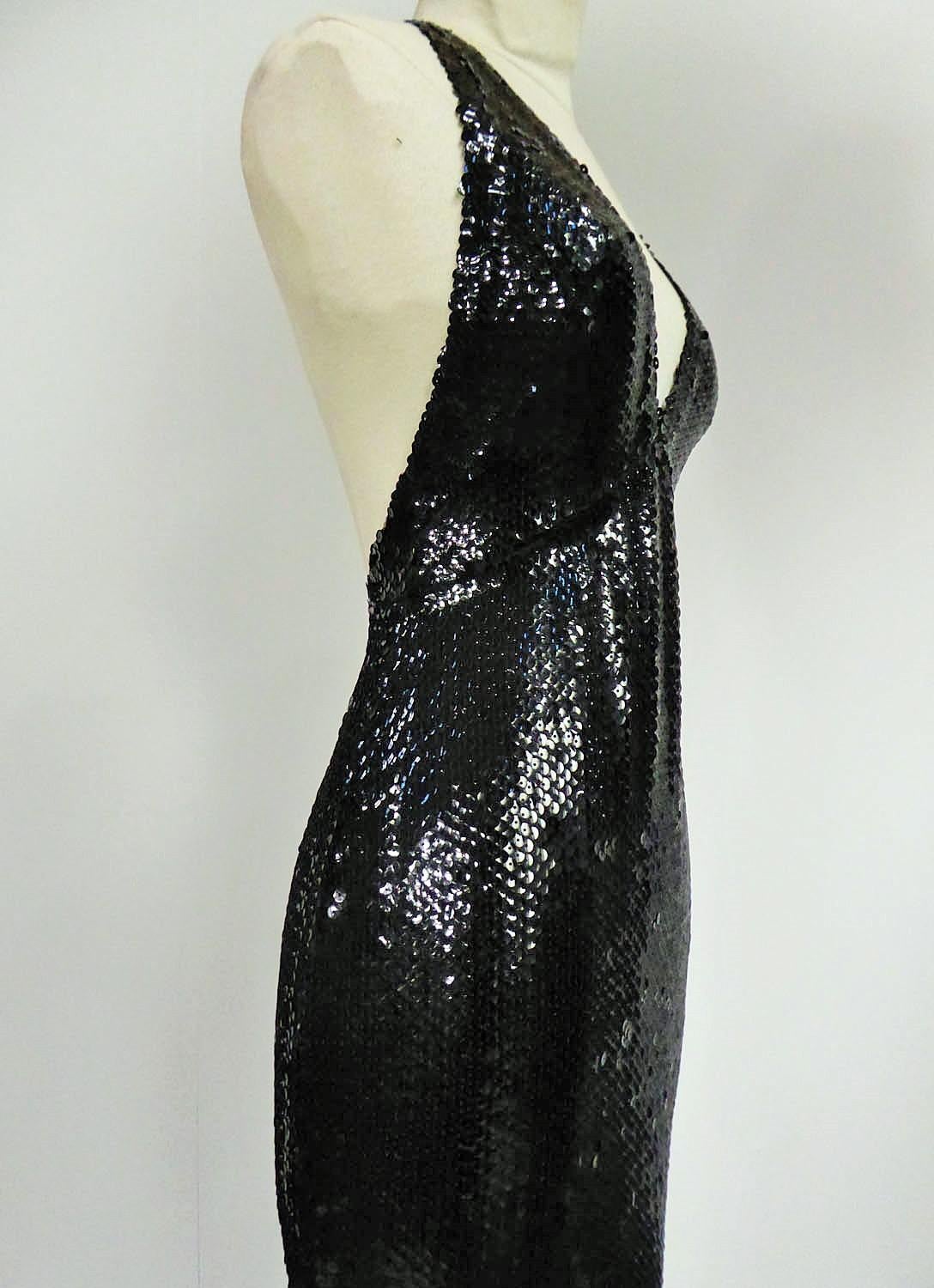 Un abito da sera con paillettes ricamate di Loris Azzaro Couture circa 1970/1980 in vendita 7