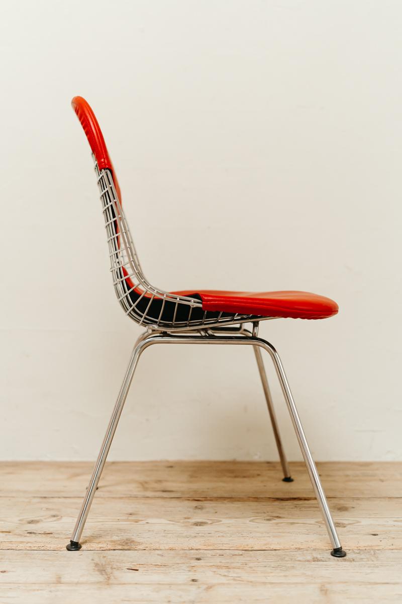 a lot of Herman Miller Eames DKX-2 Bikini Chairs 4