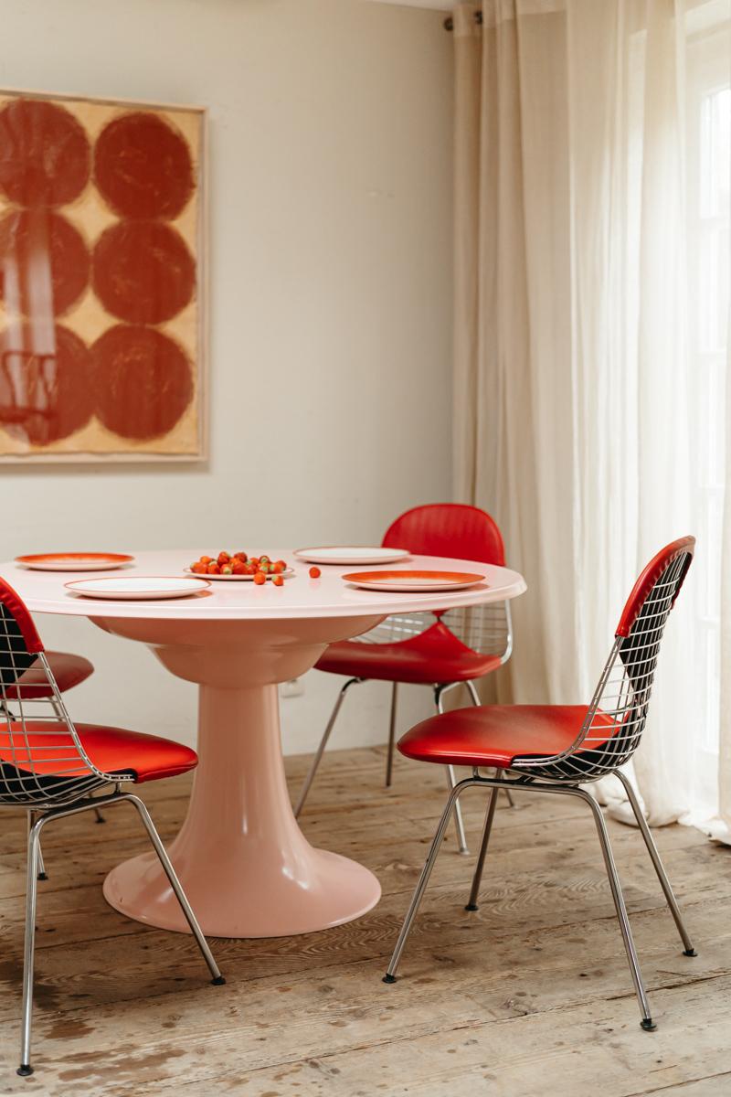 a lot of Herman Miller Eames DKX-2 Bikini Chairs 10