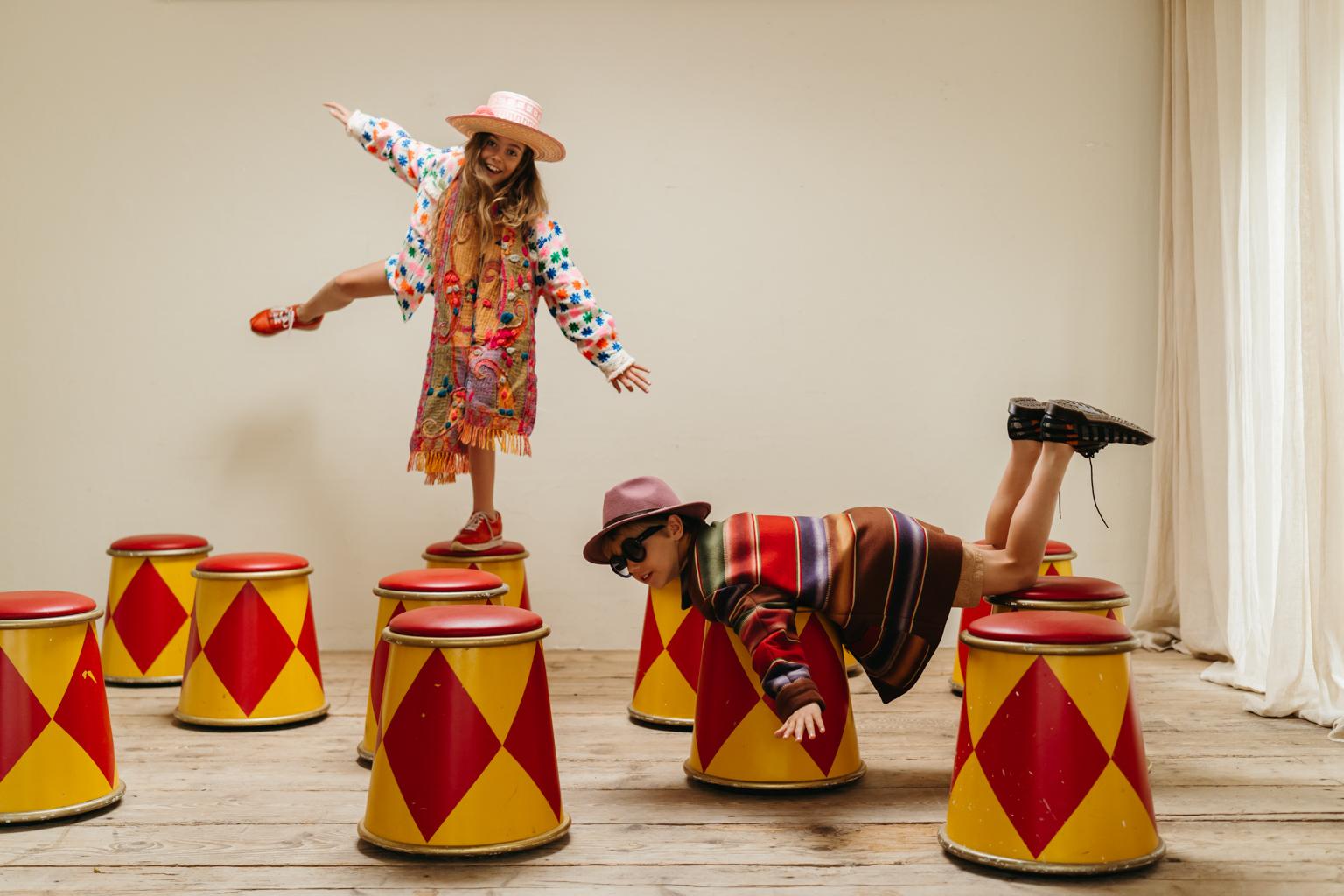Lot of Twelve 1980's Circus Stools In Good Condition In Brecht, BE