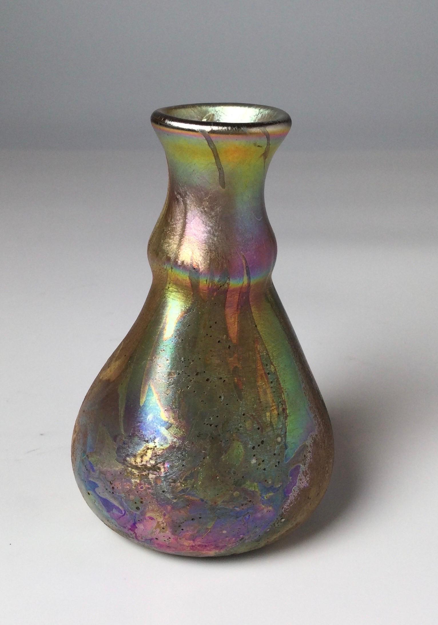 American Louis Comfort Tiffany Cypriut Lava Glass Vase, 1910 For Sale