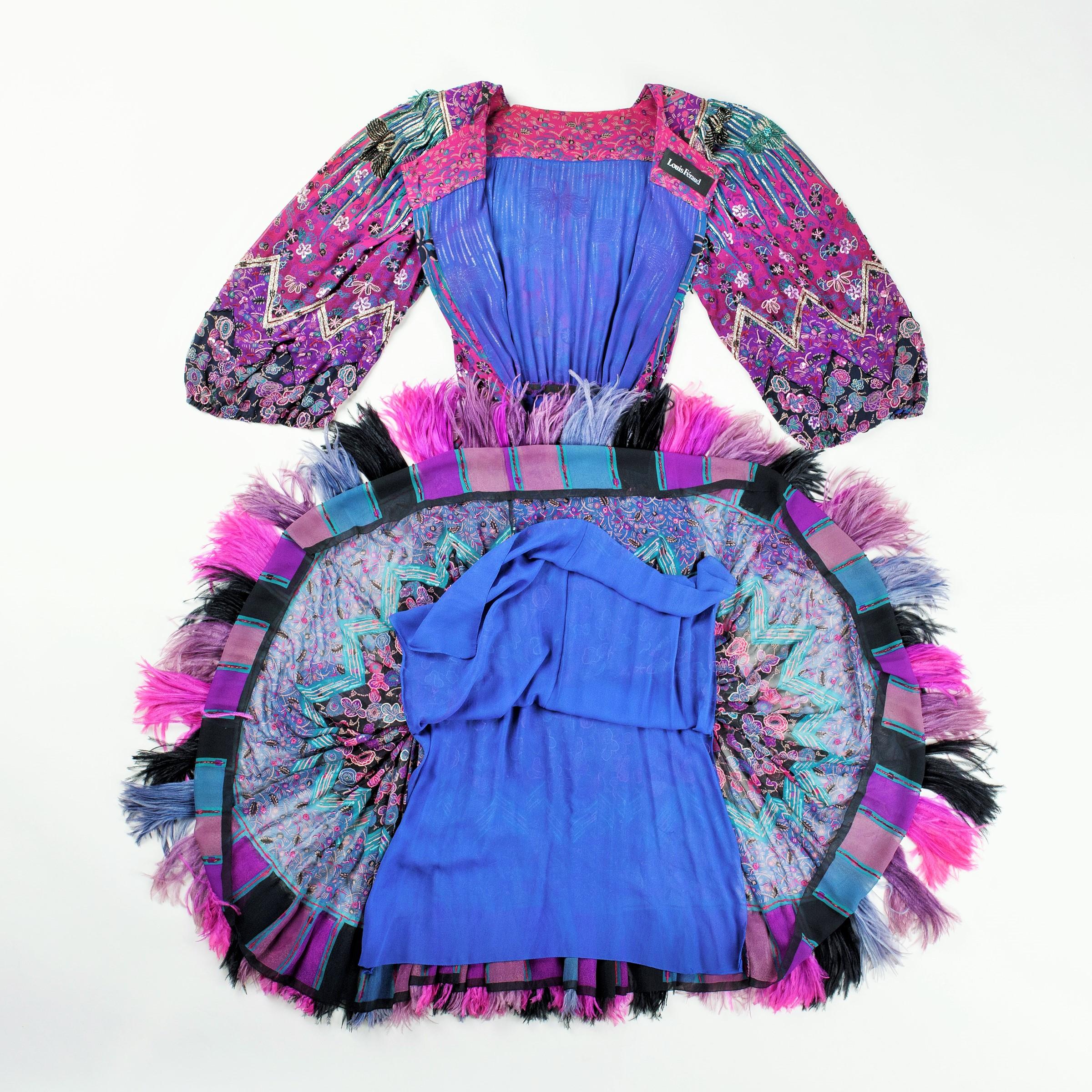 A Louis Féraud Couture Embroidered Chiffon Dress & Ostrich feathers - Fall 1981 In Good Condition For Sale In Toulon, FR