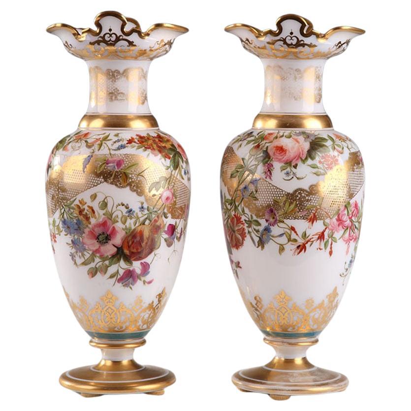 A Louis Philippe opaline vases pair, second part of the 19th century.  For Sale