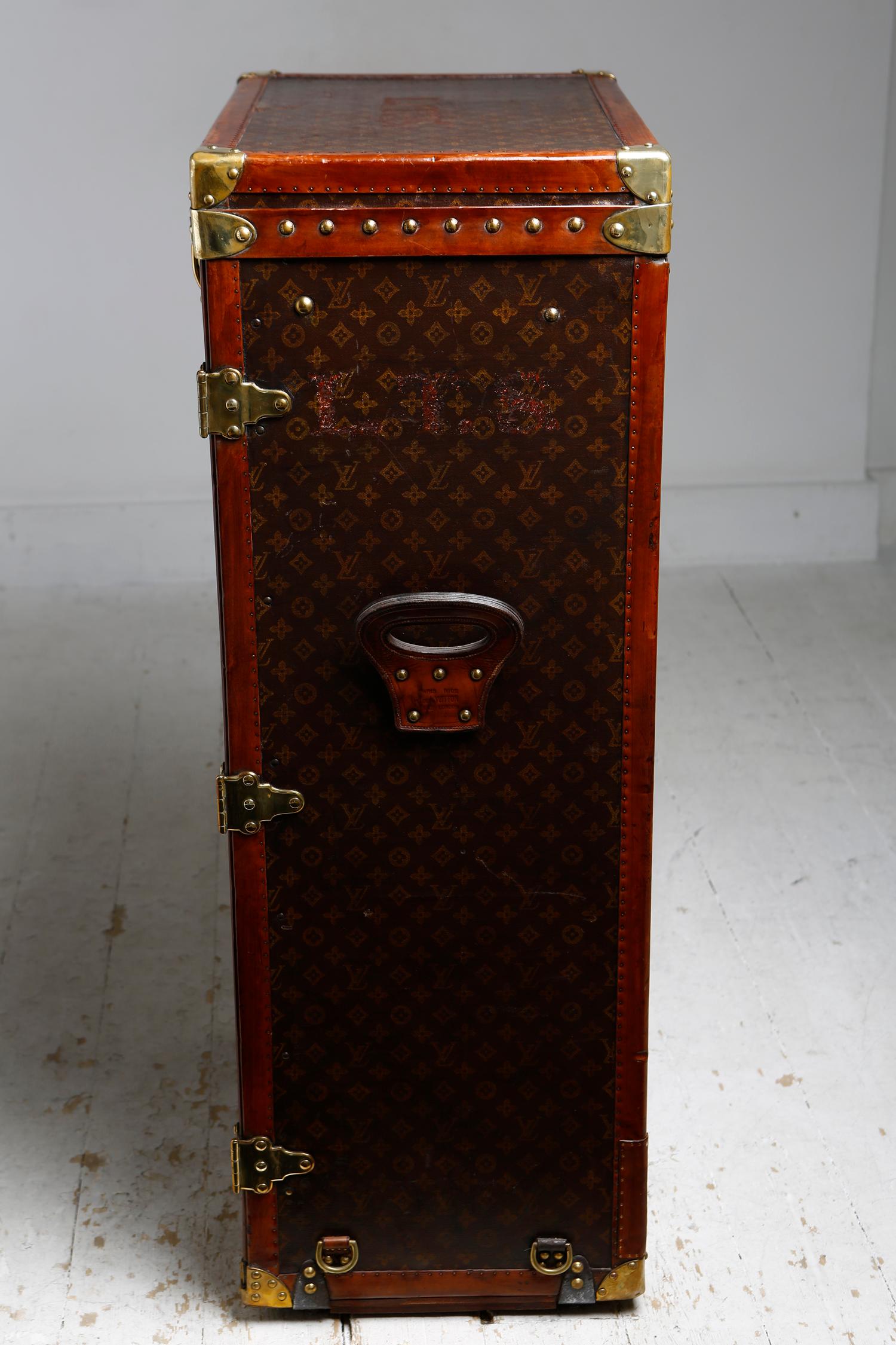 Early 20th Century Louis Vuitton Shoe Secretaire, circa 1920 For Sale