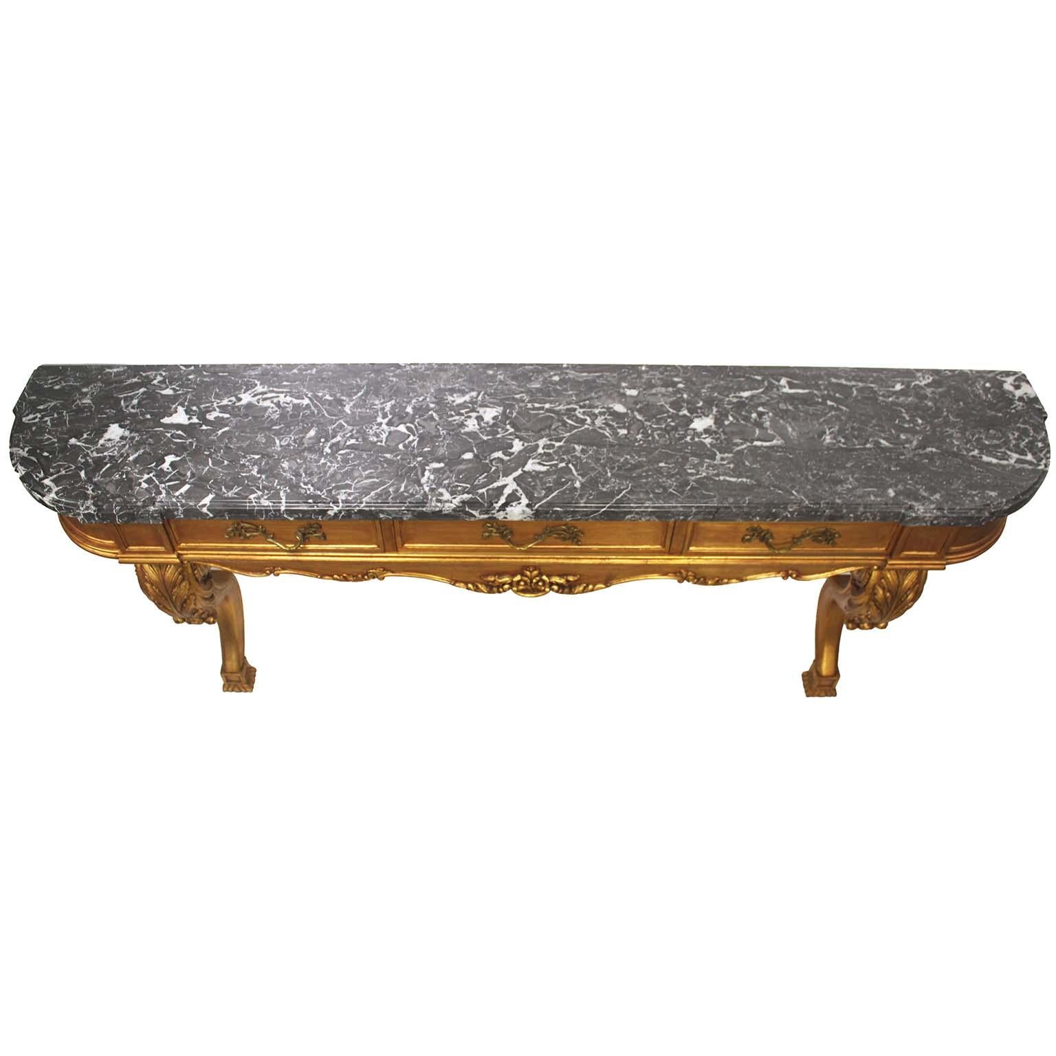 Console da parete intagliata in legno dorato in stile Luigi XIV-XV con piano in marmo In condizioni buone in vendita a Los Angeles, CA