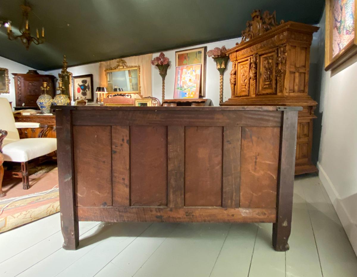 A Louis XV Mahogany Buffet with Bois Citronnier Panels For Sale 4