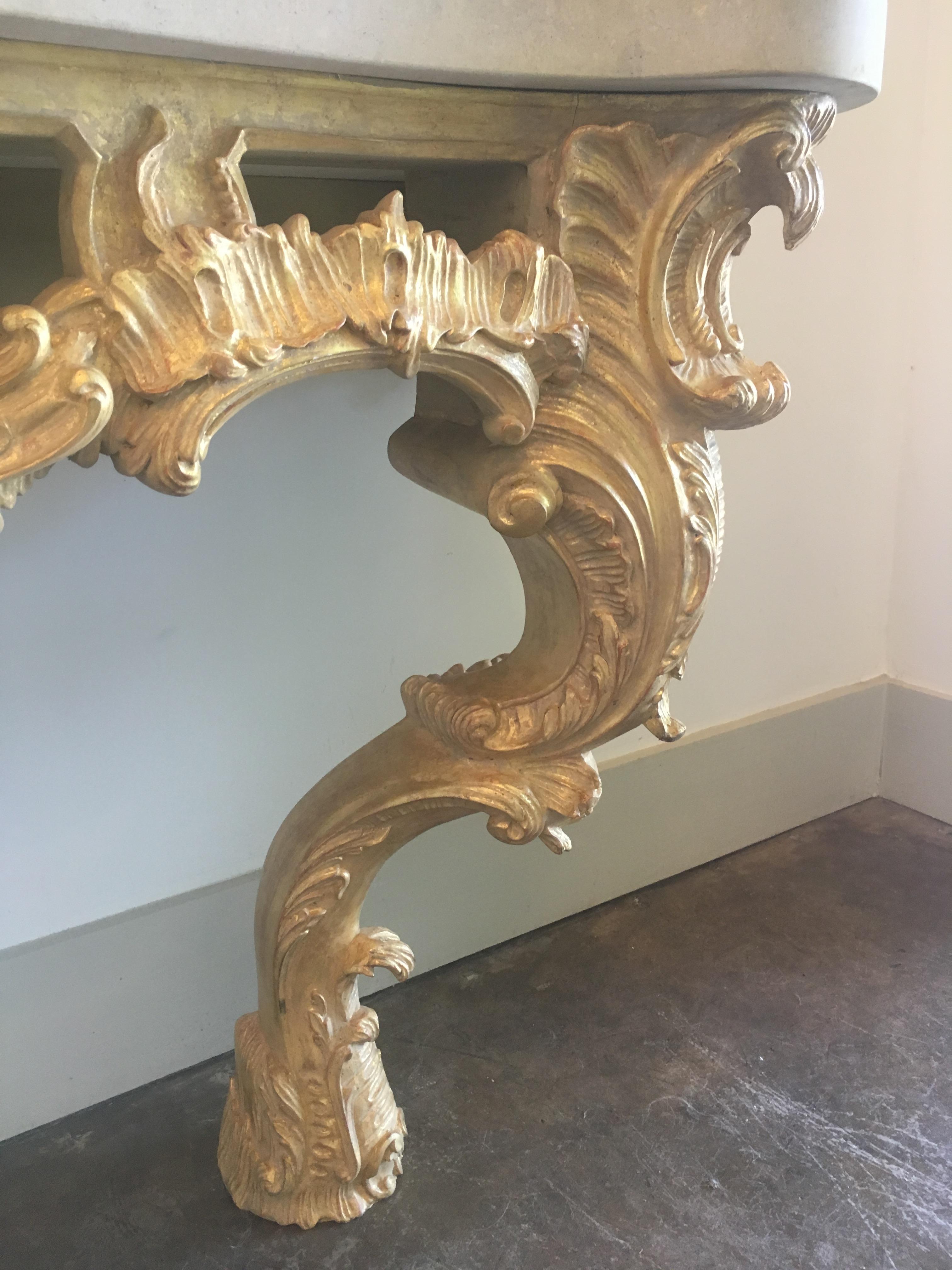 American Louis XV Style Carved and Gilded Wood Console Table For Sale