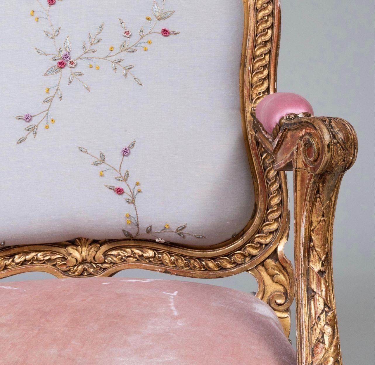 French Louis XV Style Carved Giltwood Armchair, 19thC For Sale
