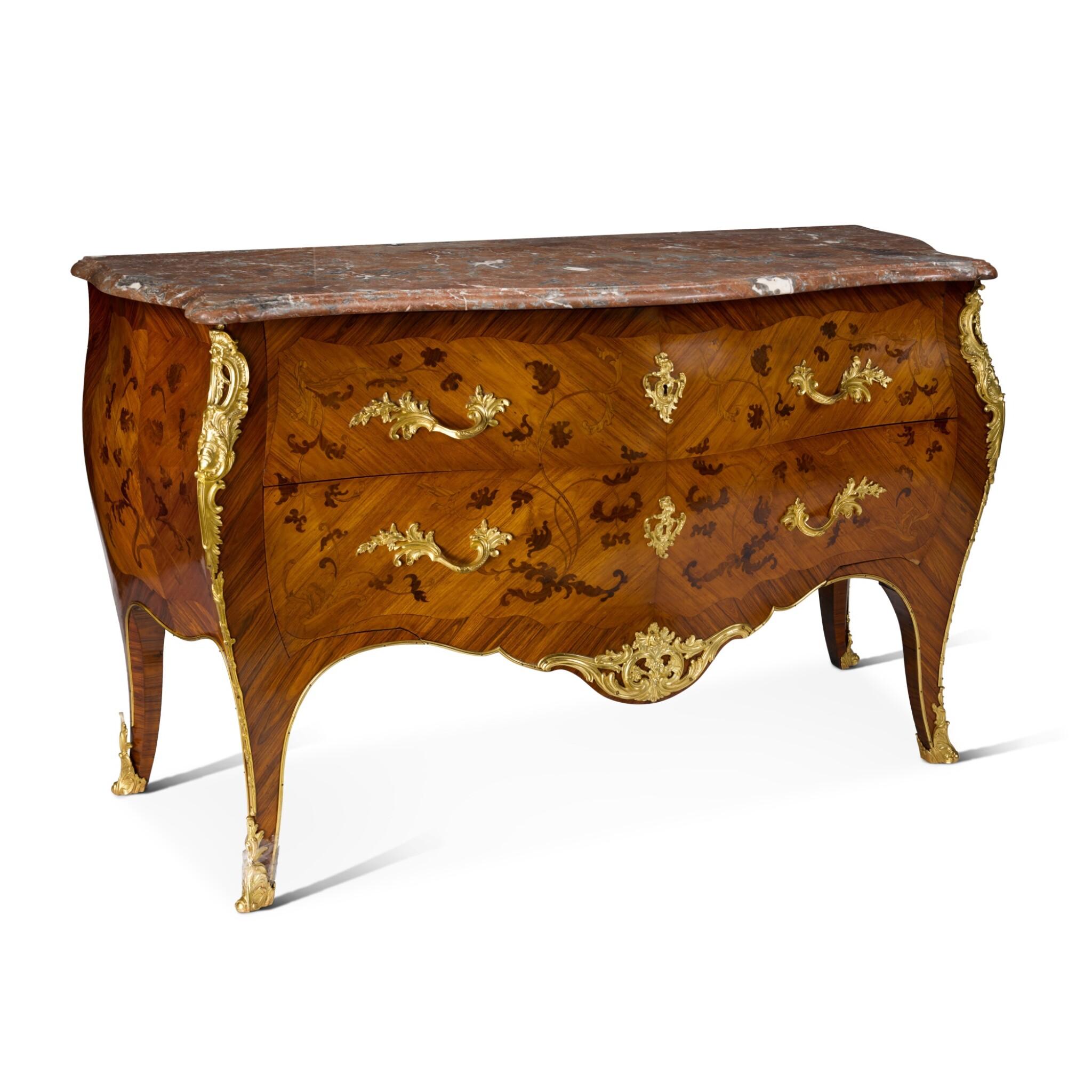 Vergoldete Bronze im Louis-XV-Stil, montiert aus Veilchenholz, Tulpenholz und Bois de Bout-Marque (19. Jahrhundert) im Angebot