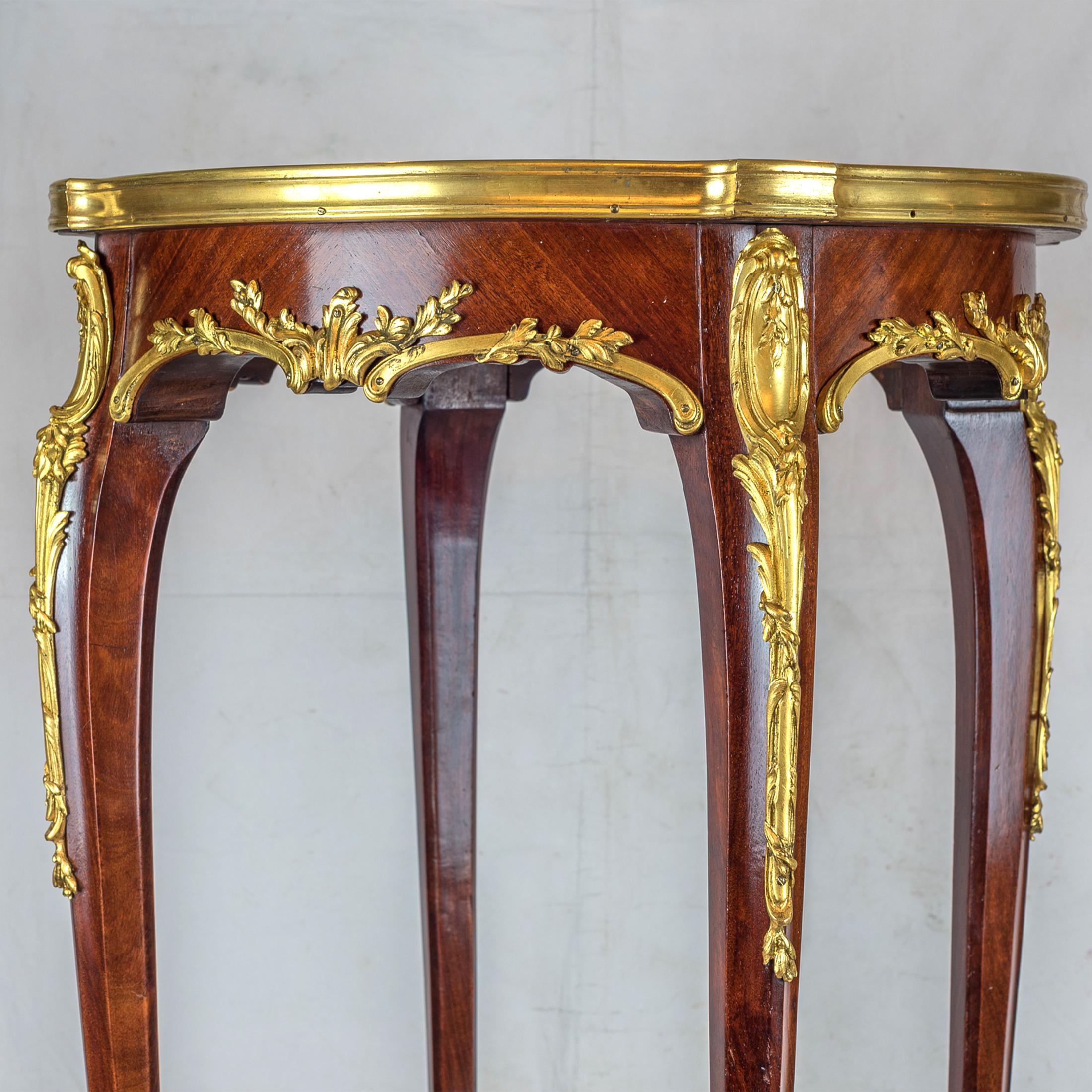 French Louis XV-Style Gilt-Bronze Mounted Mahogany and Marble-Top Side Table For Sale