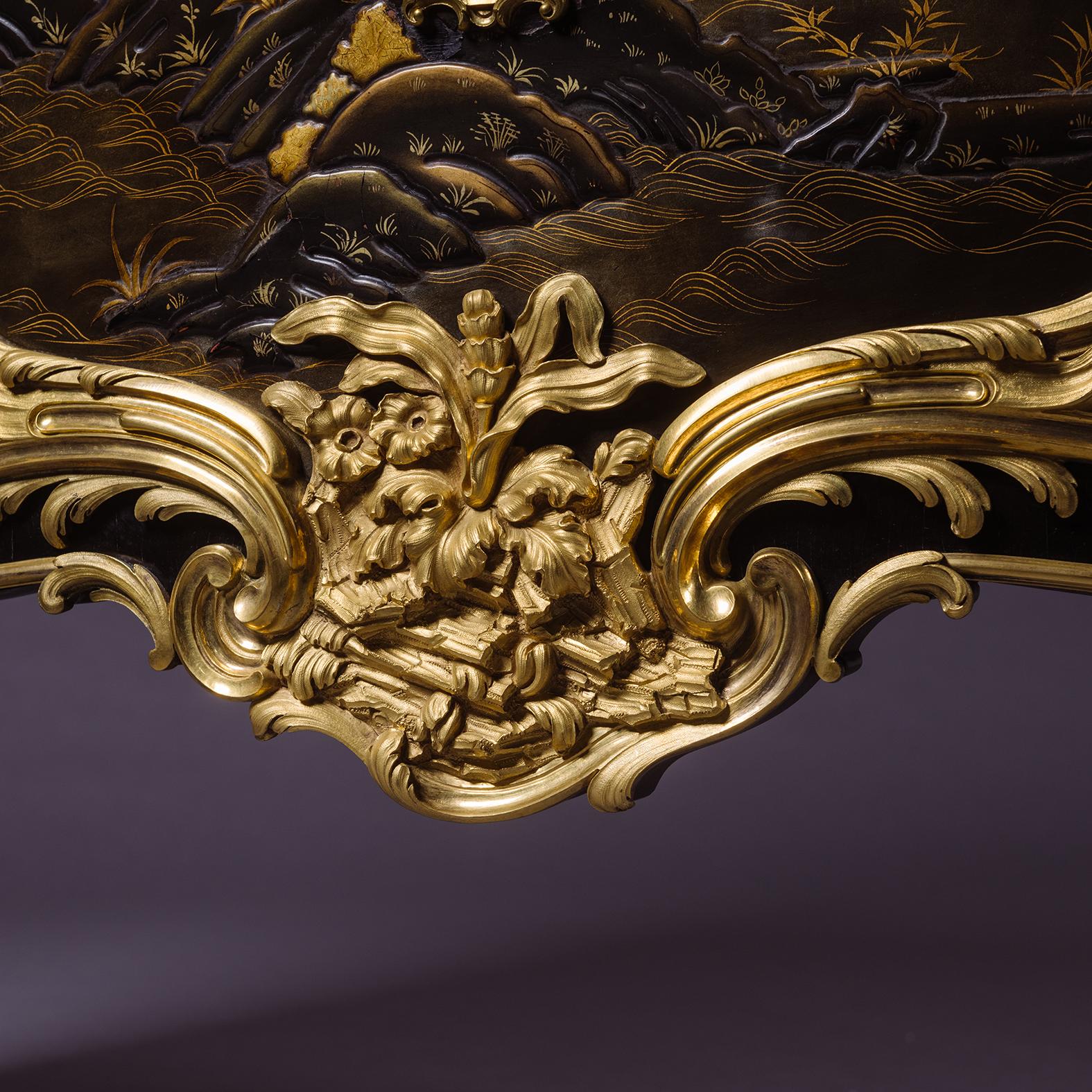 A Louis XV Style Lacquer Commode, by Maxime Secrétant, Paris For Sale 4