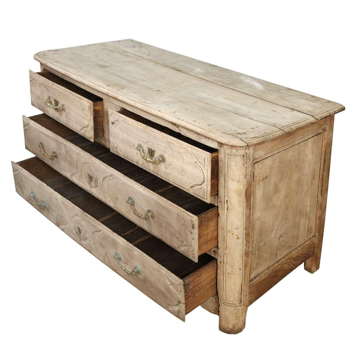 Cómoda de roble estilo Luis XV en Bueno estado para la venta en New York, NY