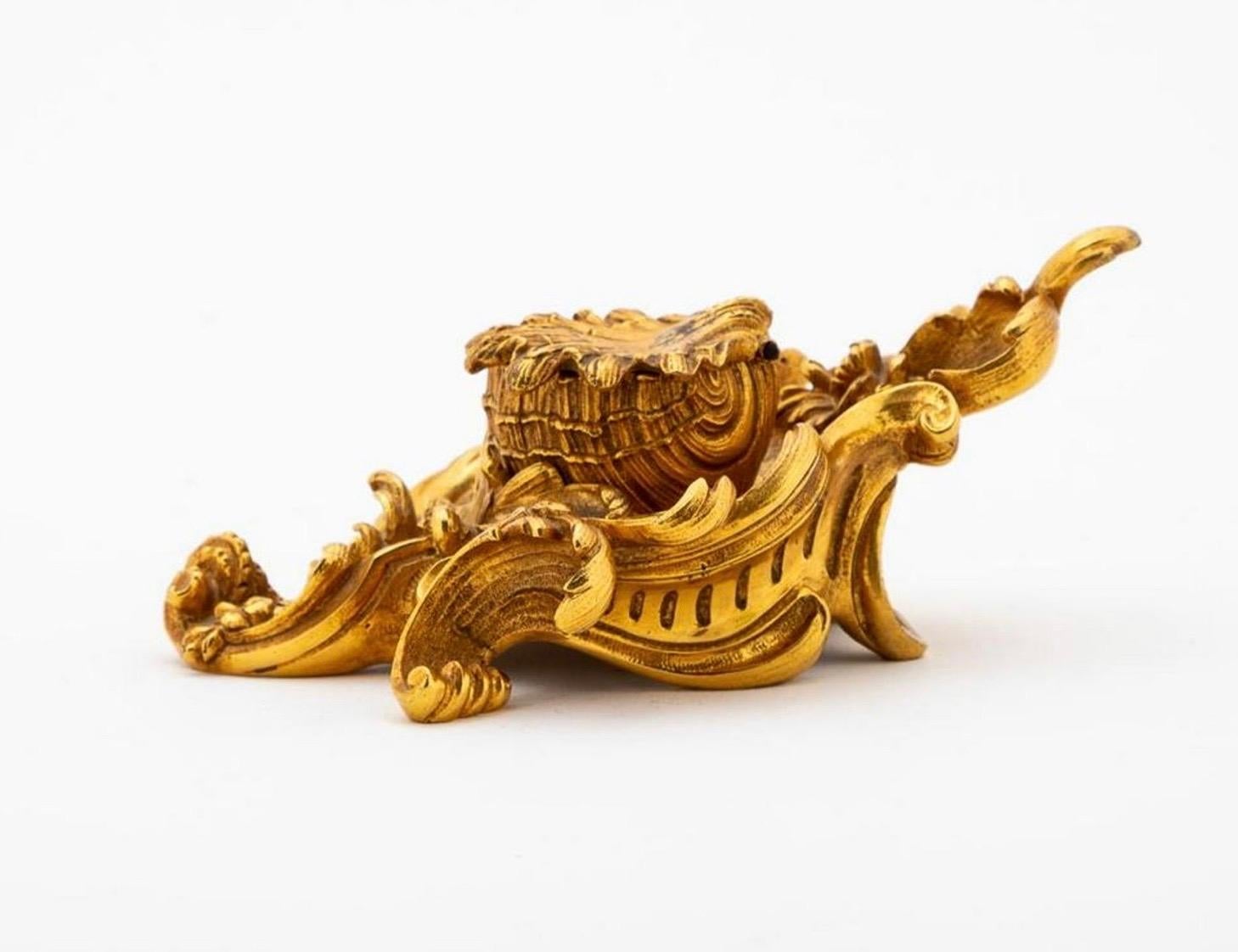 French Louis XV Style Ormolu Inkwell, Late 19/Early 20th Century For Sale