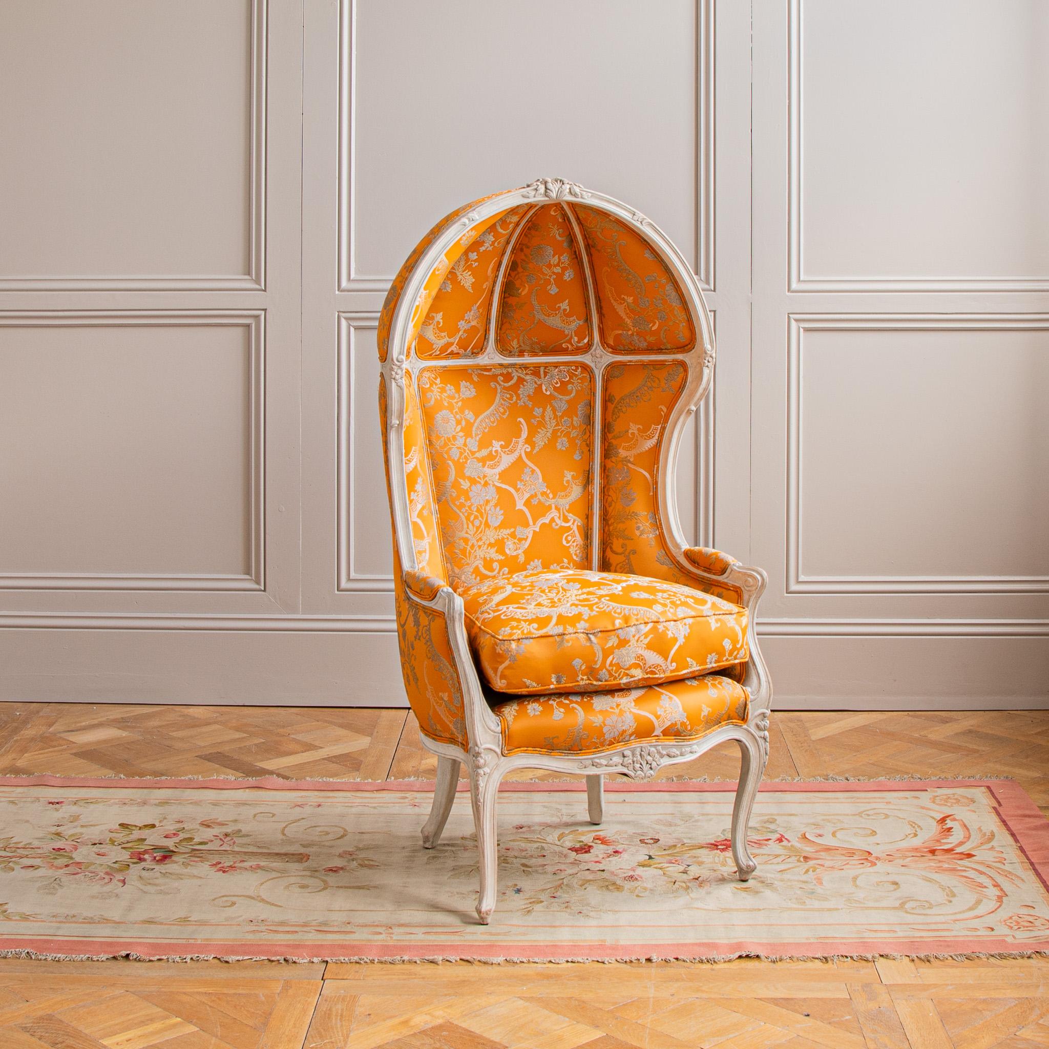 Contemporary A Louis XV Style Porter's Chair By La Maison London For Sale