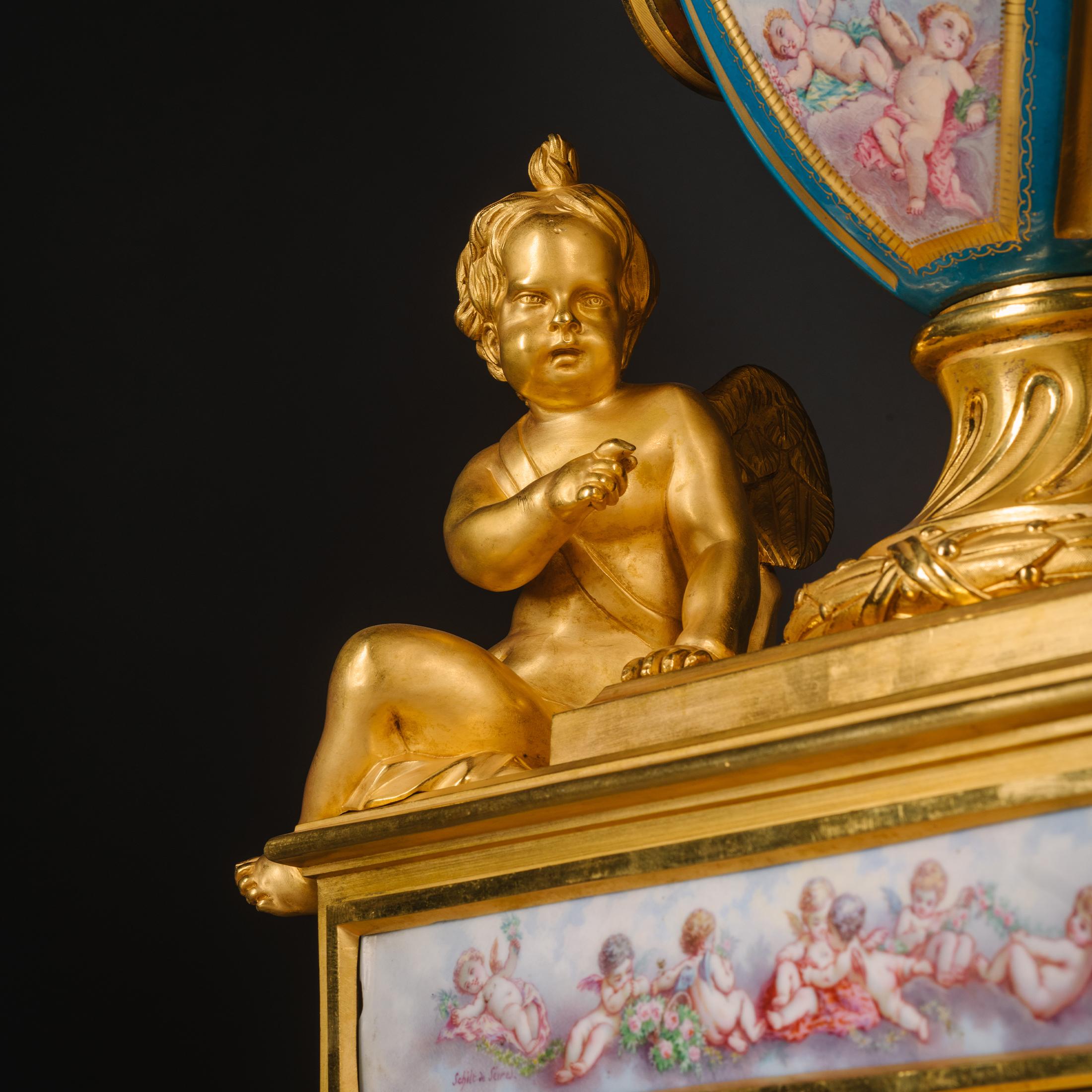 XIXe siècle Pendule de cheminée en porcelaine de style Louis XVI et de style Sèvres par Raingo Frères en vente