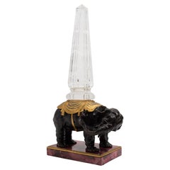 Elefante in bronzo stile Luigi XVI con obelisco in cristallo di rocca su base in rodonite