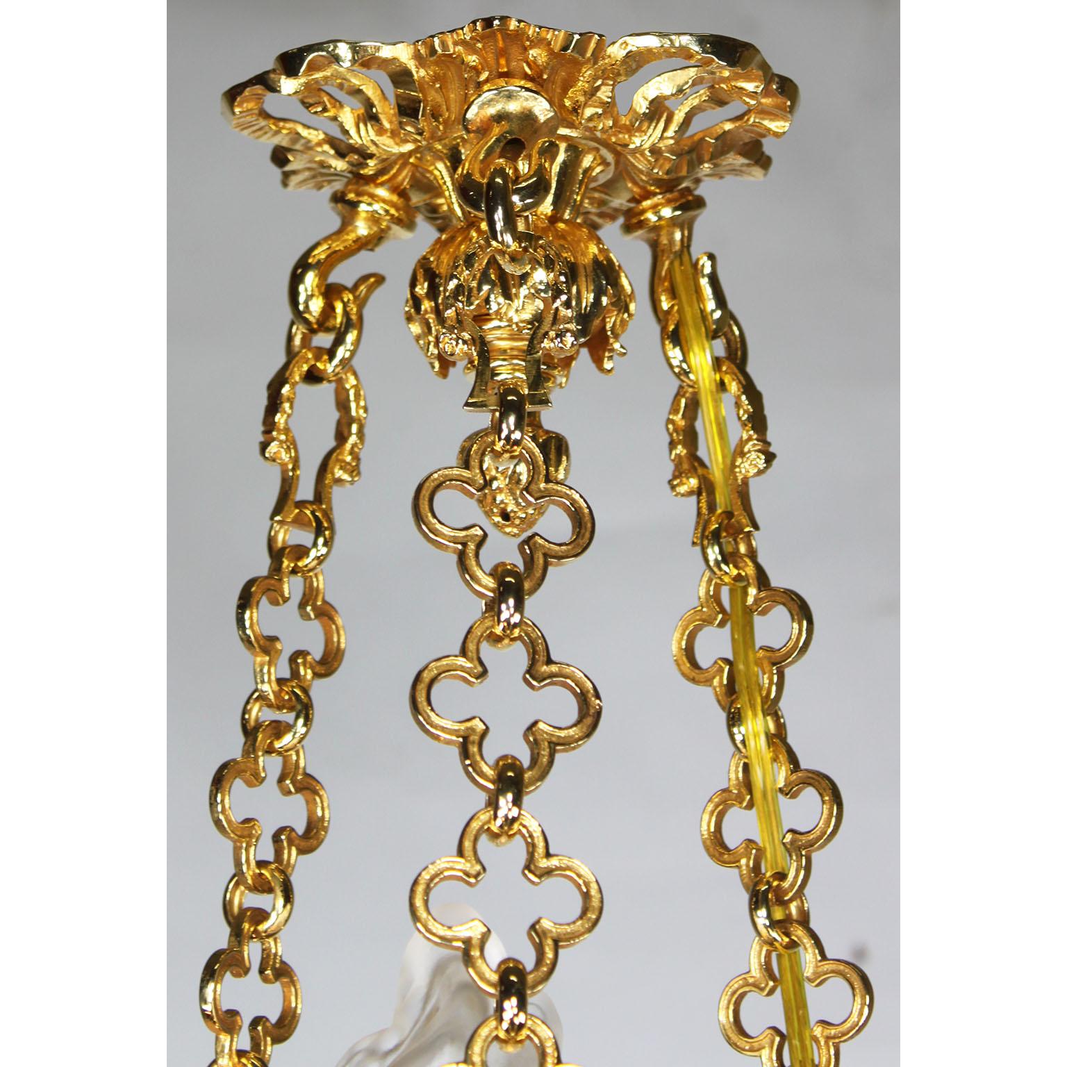 Vergoldeter Bronze-Kronleuchter mit 7 Lichtern im Louis-XVI-Stil mit Kindern, nach Gouthière im Angebot 2
