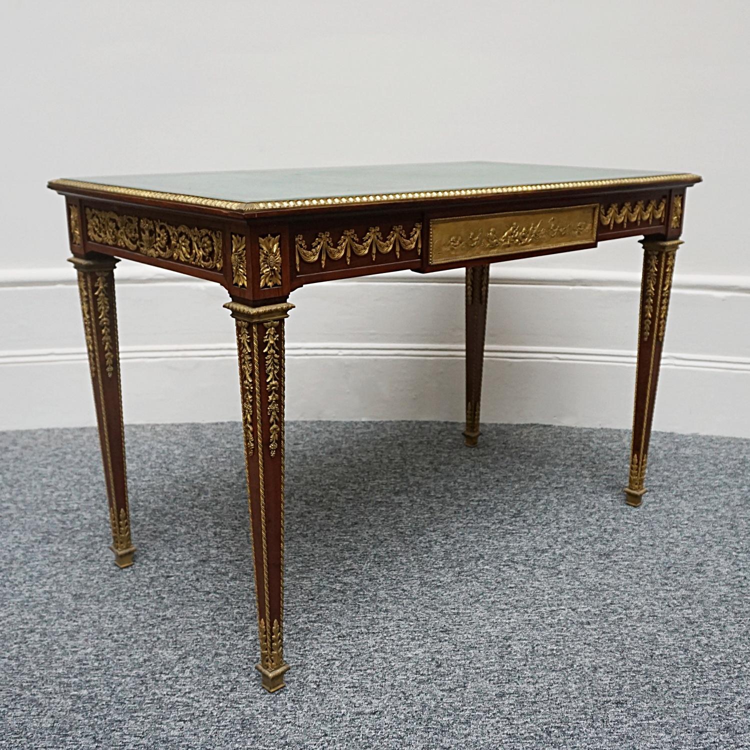 Table à écrire de style Louis XVI en bois de violette montée sur bronze doré par Francois Linke en vente 6