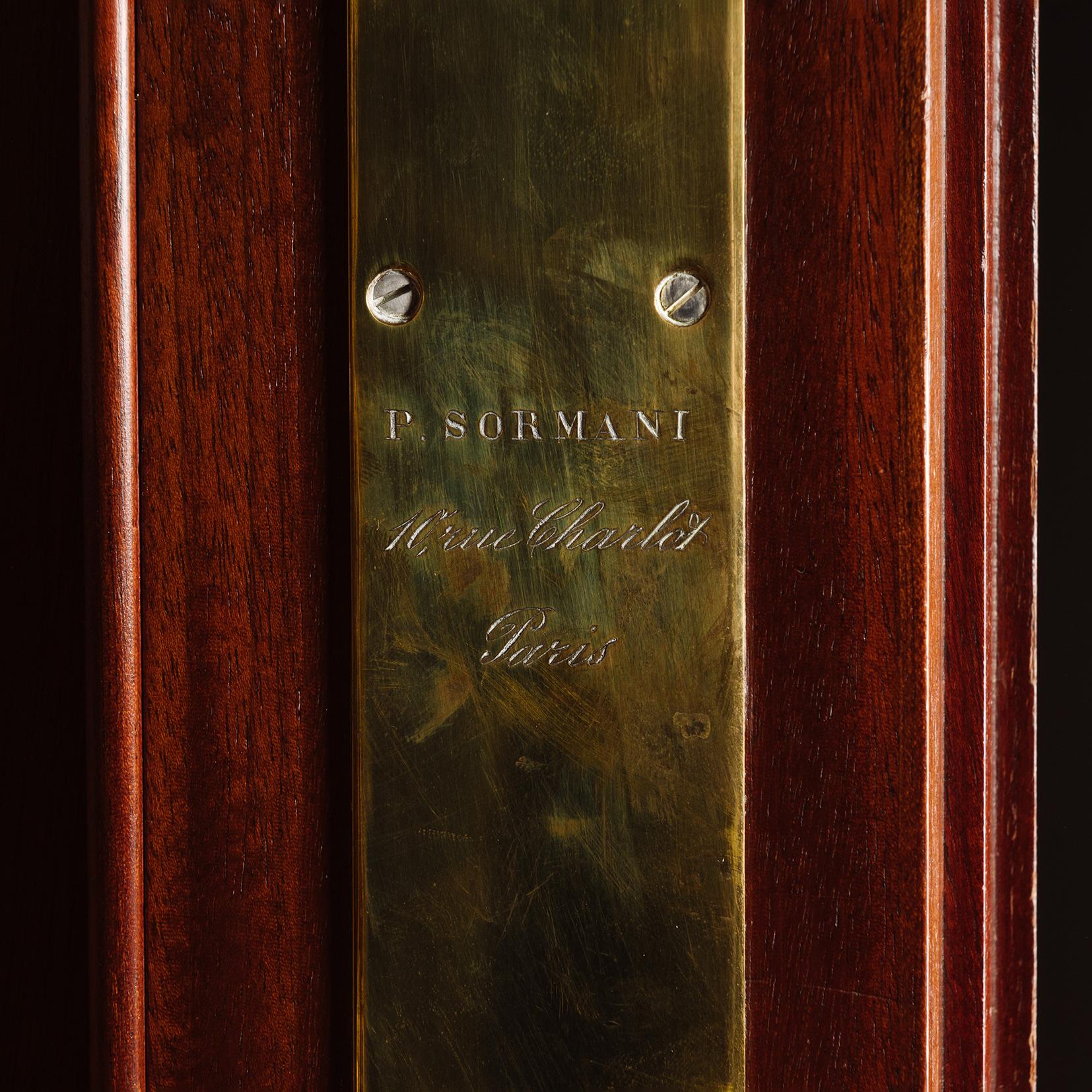 Bronzo Armadio in mogano laccato in stile Louis XVI di Paul Sormani in vendita