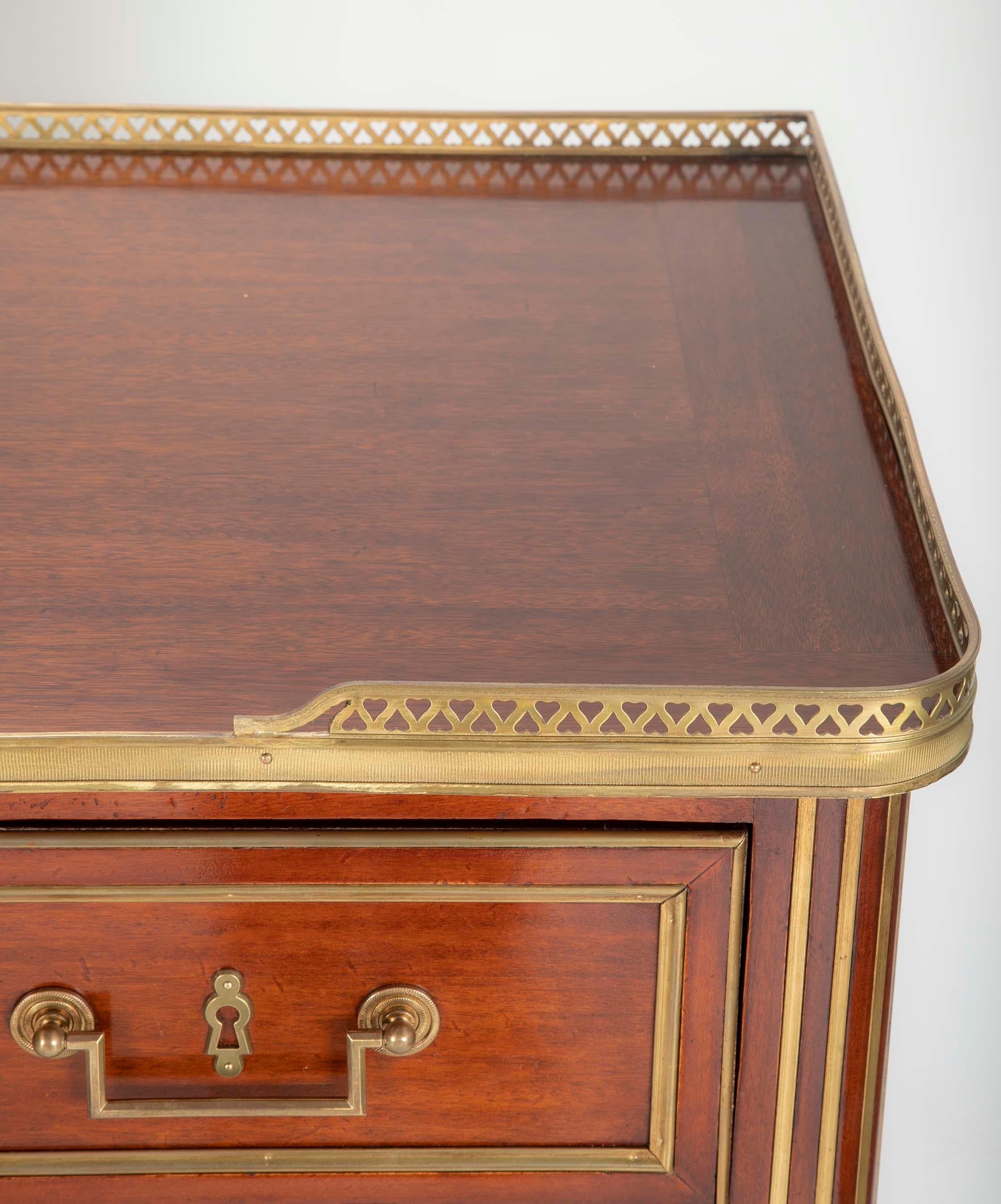 Louis XVI Style Mahogany Chest of Drawers For Sale 10
