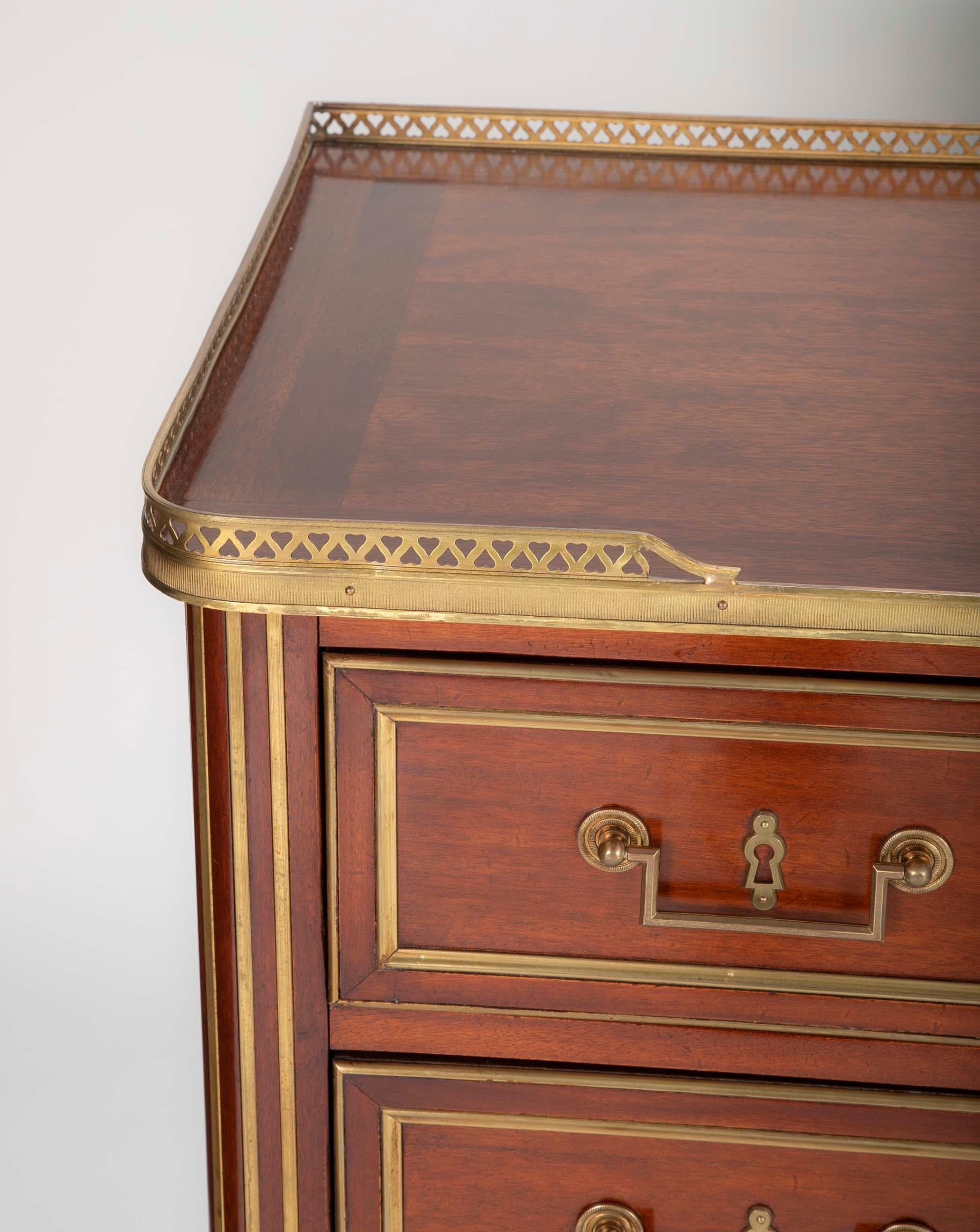 Louis XVI Style Mahogany Chest of Drawers For Sale 11