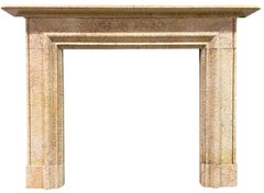 Cornice per camino in marmo Rosa Valencia in stile Luigi XVI