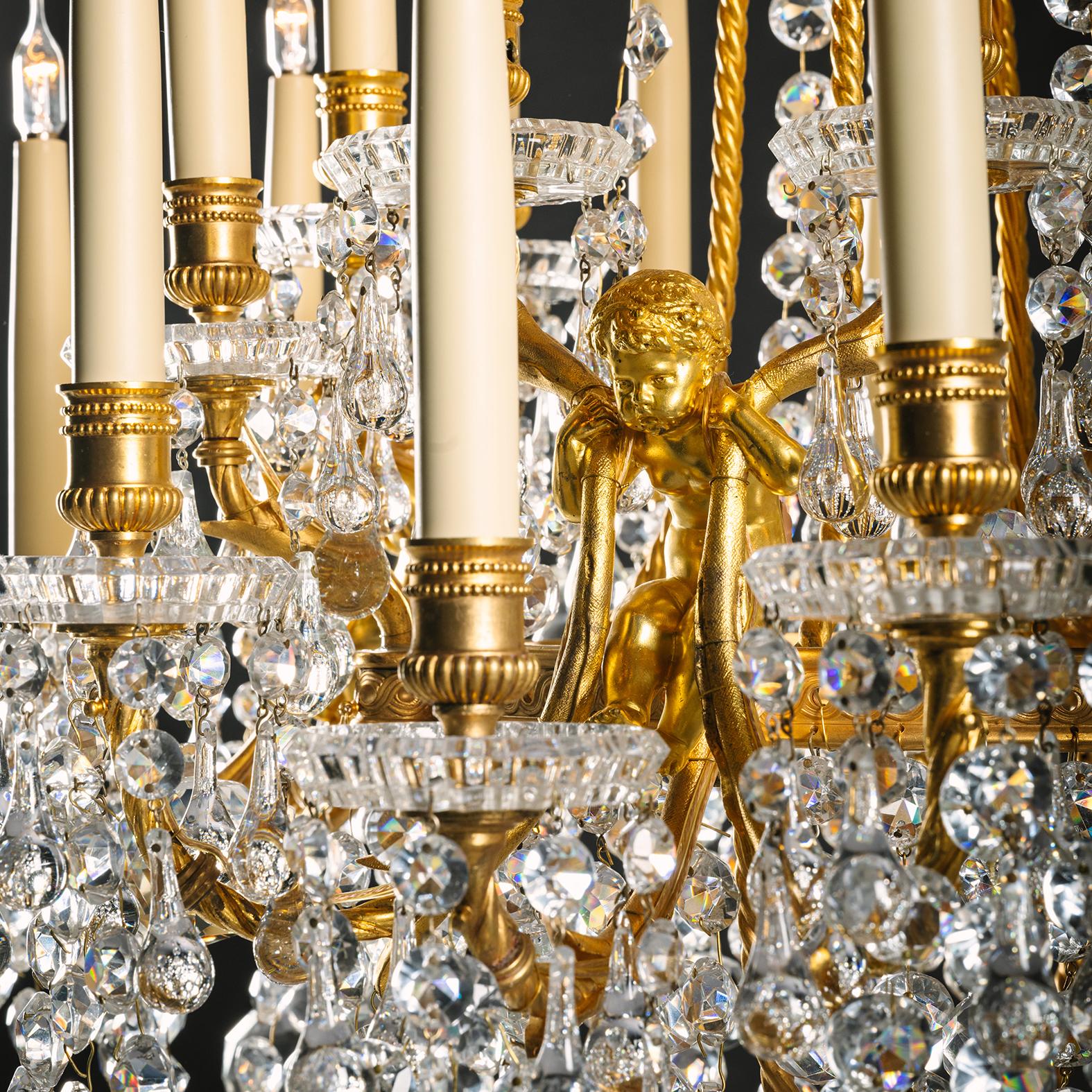 Lámpara de veinticuatro luces estilo Luis XVI de Baccarat en venta 4