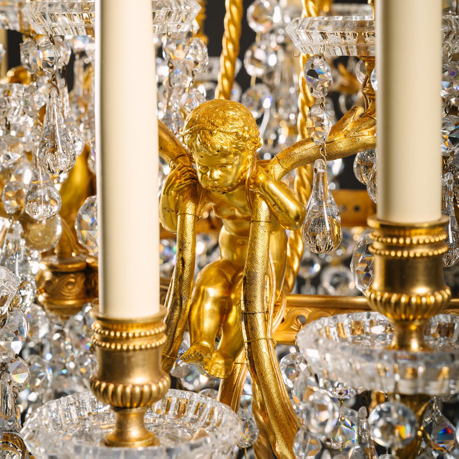 Lámpara de veinticuatro luces estilo Luis XVI de Baccarat Dorado en venta