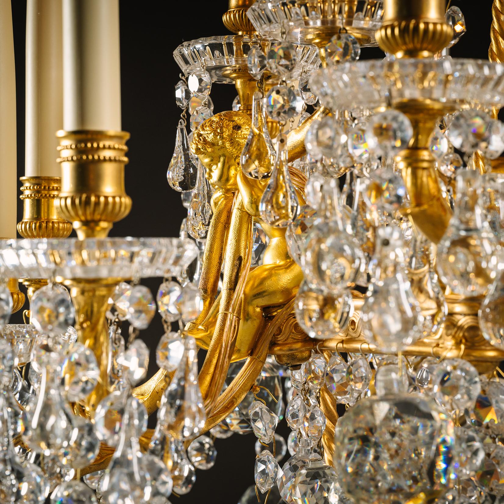 Lámpara de veinticuatro luces estilo Luis XVI de Baccarat Bronce en venta