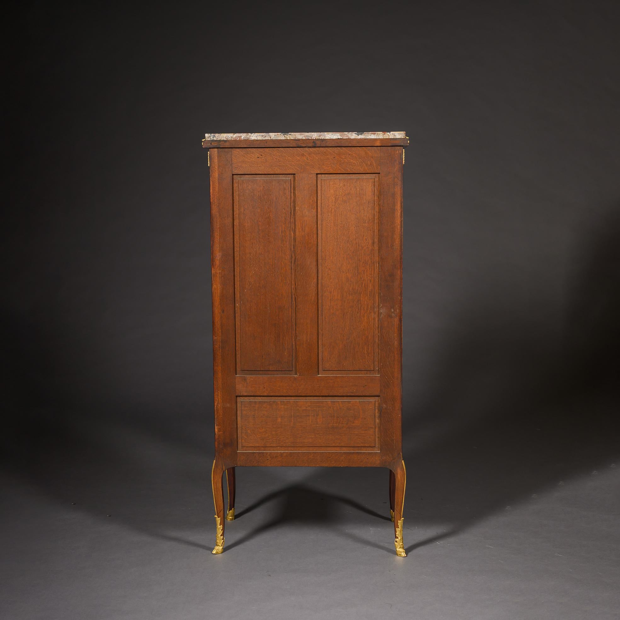 A Louis XVI Style Vitrine By François Linke For Sale 4