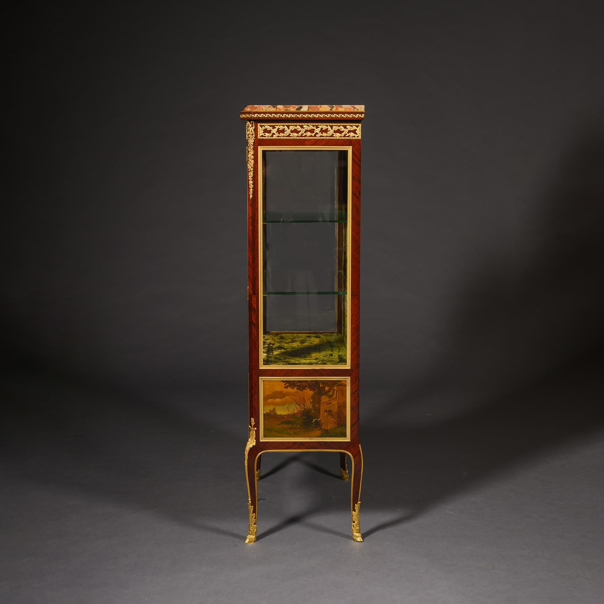 A Louis XVI Style Vitrine By François Linke In Good Condition For Sale In Brighton, West Sussex