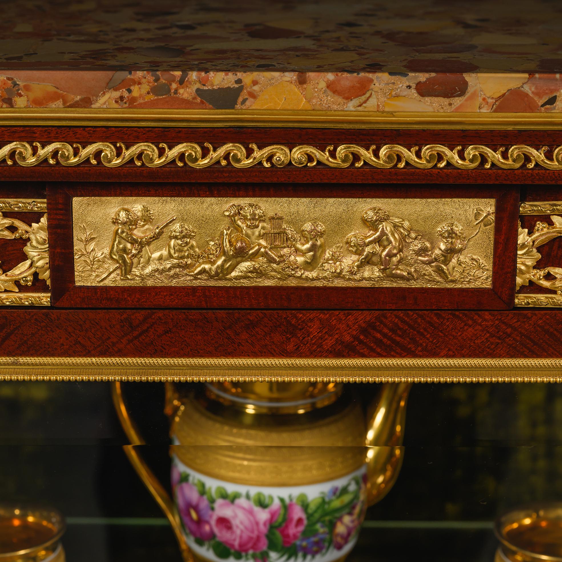 A Louis XVI Style Vitrine By François Linke For Sale 1