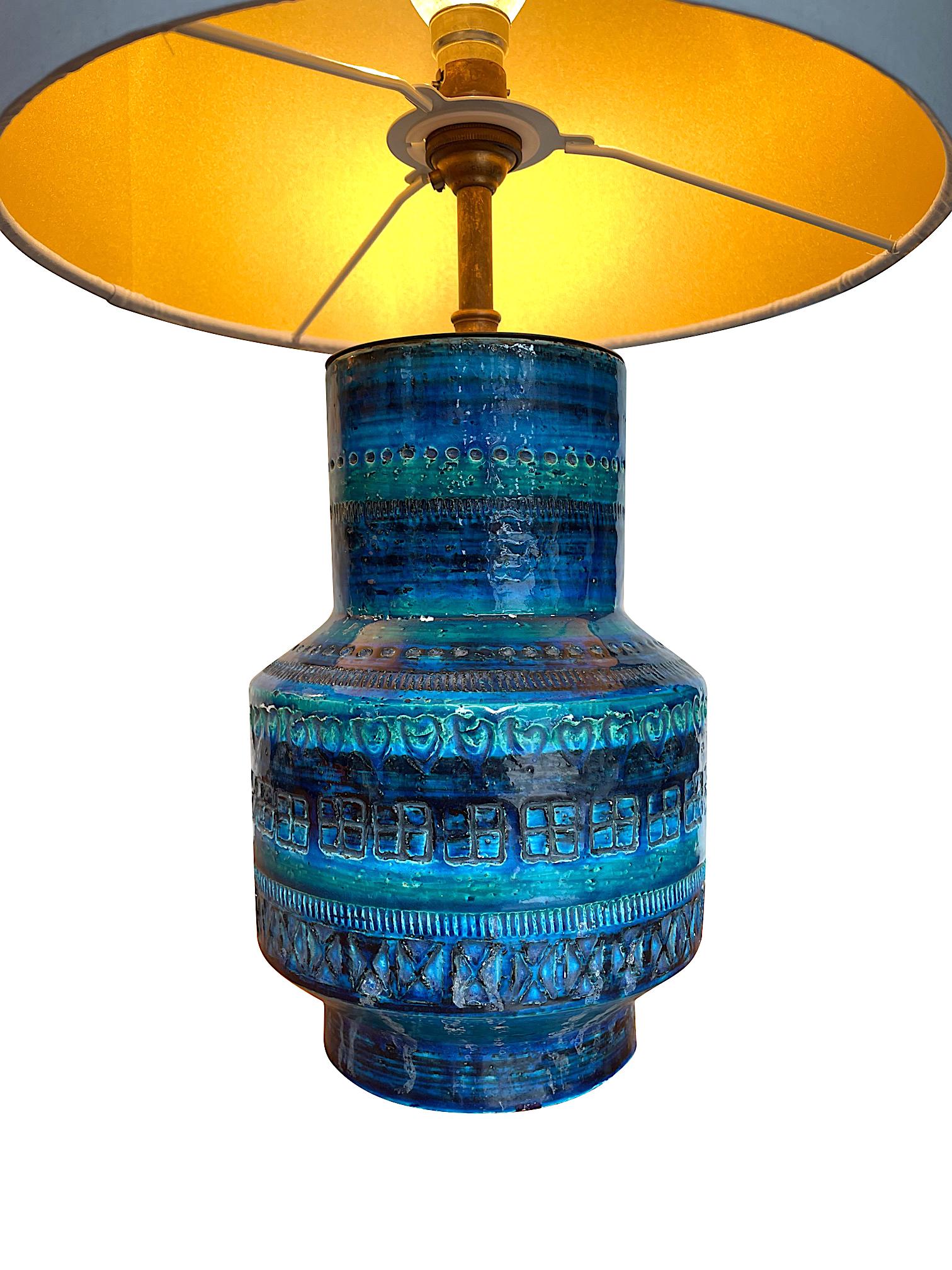 Mid-20th Century Lovely 1960s Bitossi Ceramic Lamp by Aldo Londi in Famous 
