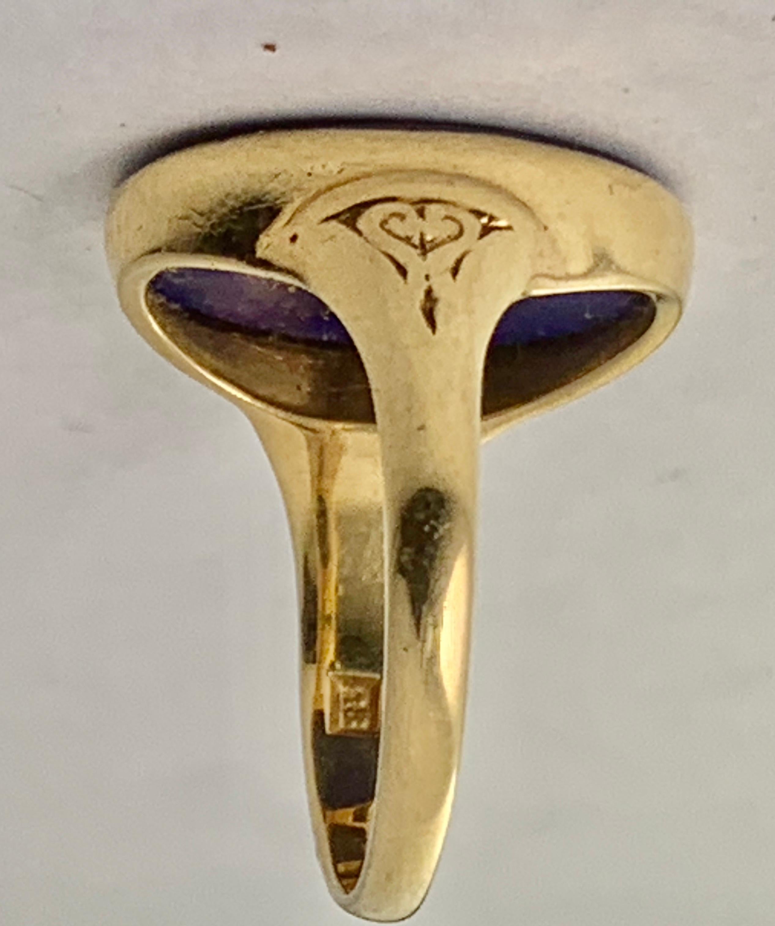 Lovely Antique Lapis Lazuli Gold Armorial Signet Ring 18k Gold 4