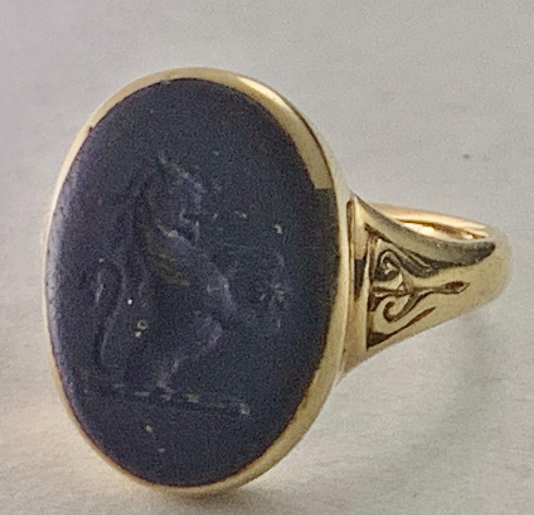 Men's Lovely Antique Lapis Lazuli Gold Armorial Signet Ring 18k Gold
